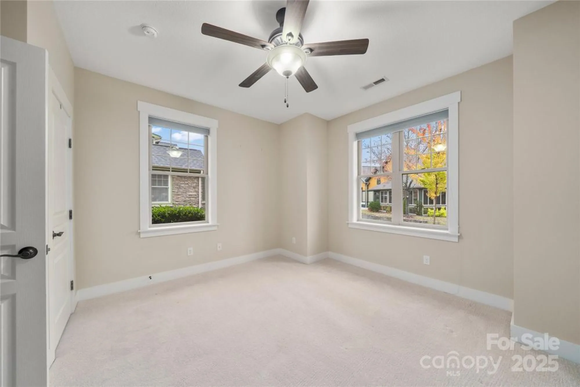 Property Slideshow image 20 of 41 | 22 craftsman view dr, Asheville, NC, 28804