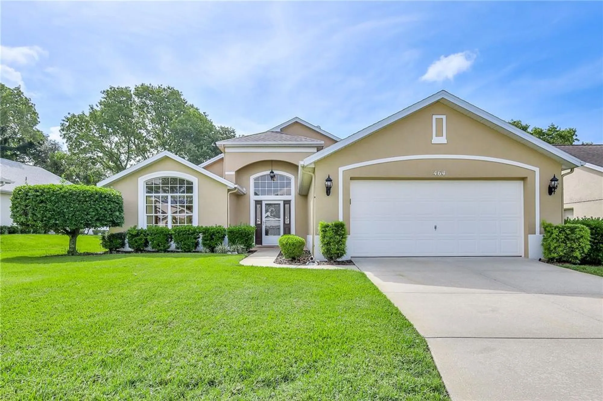 Property Slideshow image 1 of 51 | 464 mistwood ct, Spring Hill, FL, 34609