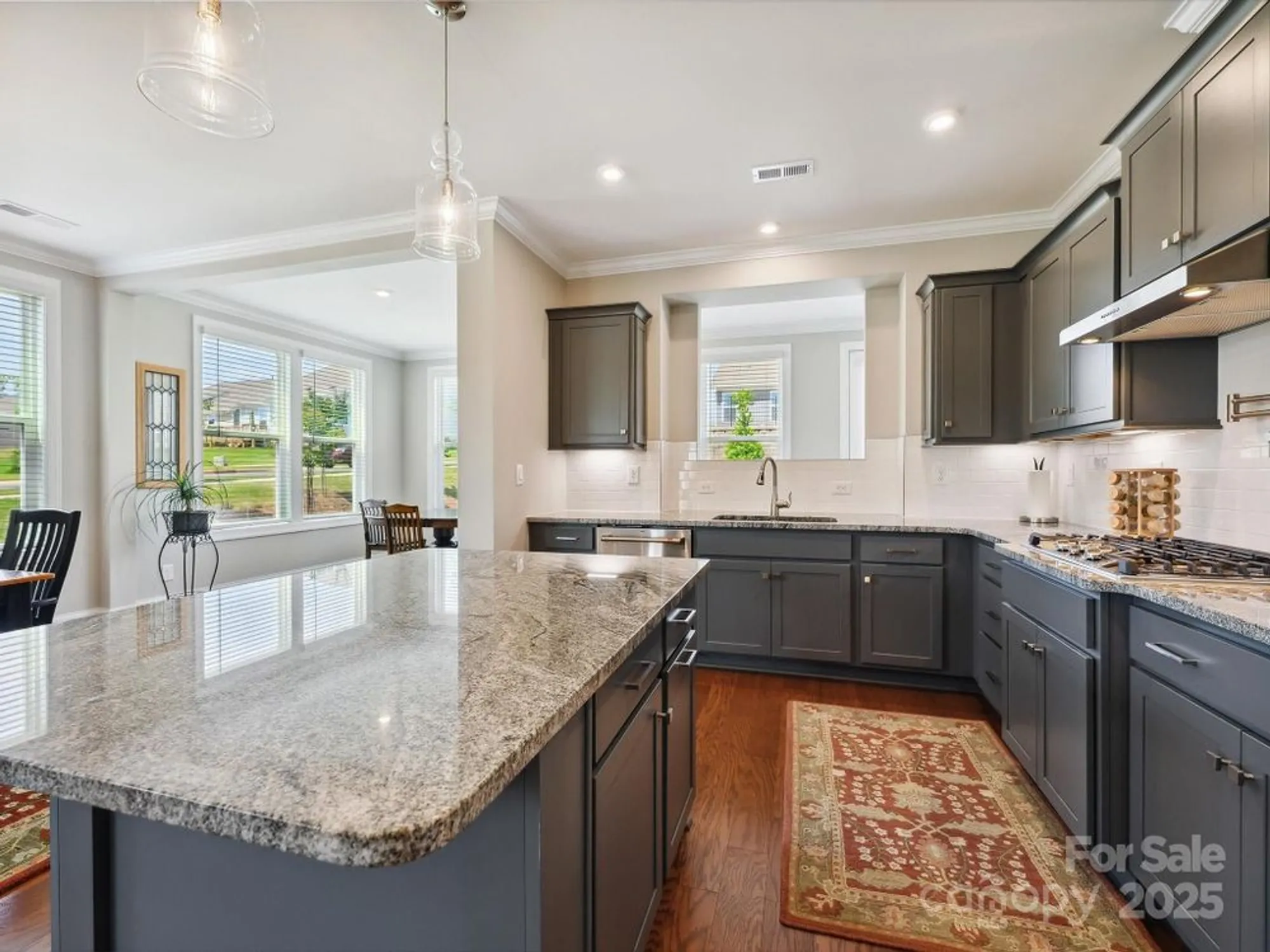 Property Slideshow image 14 of 34 | 10305 superb ln, Charlotte, NC, 28215