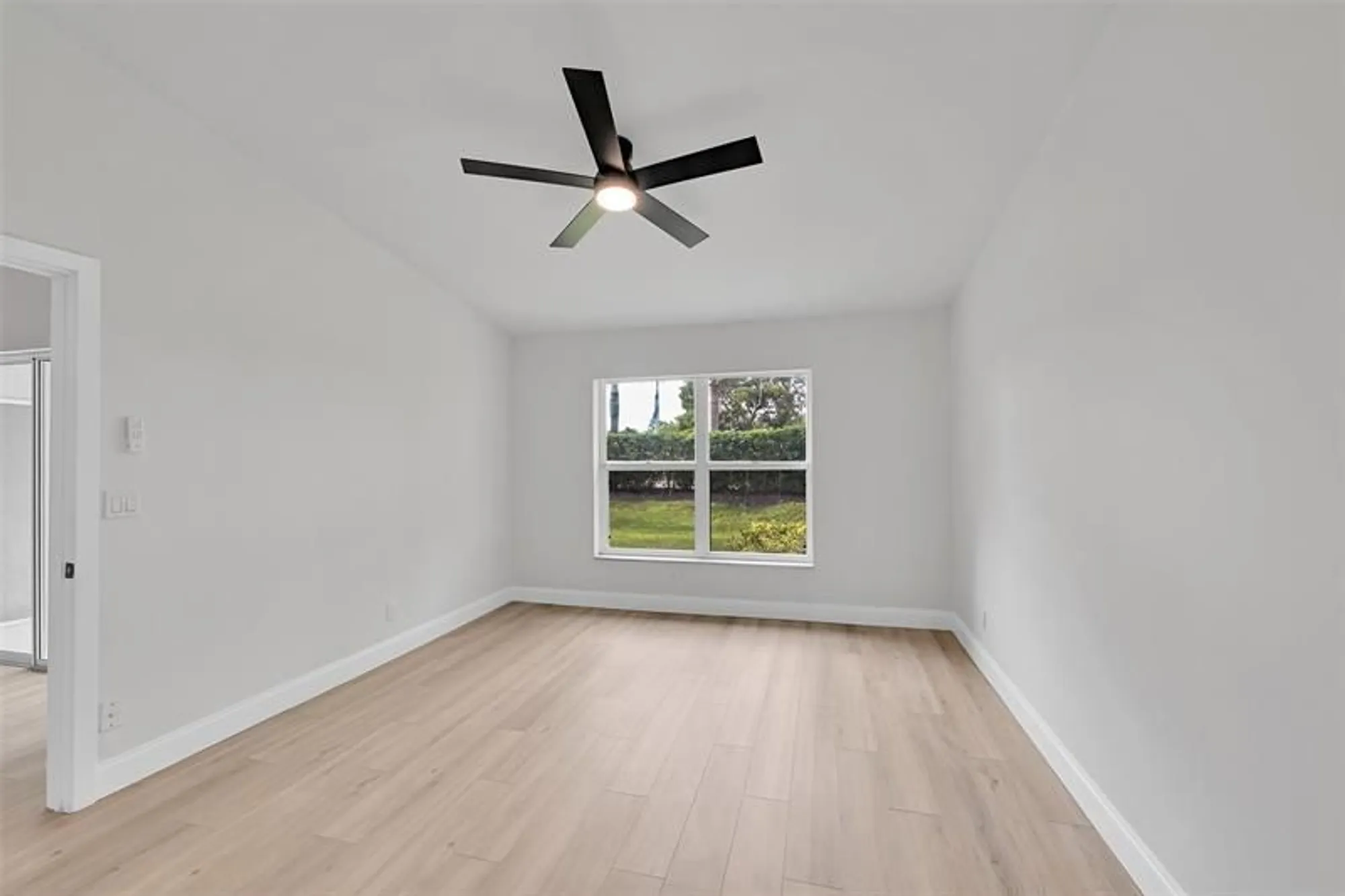 Property Slideshow image 21 of 62 | 8402 logia cir, Boynton Beach, FL, 33472