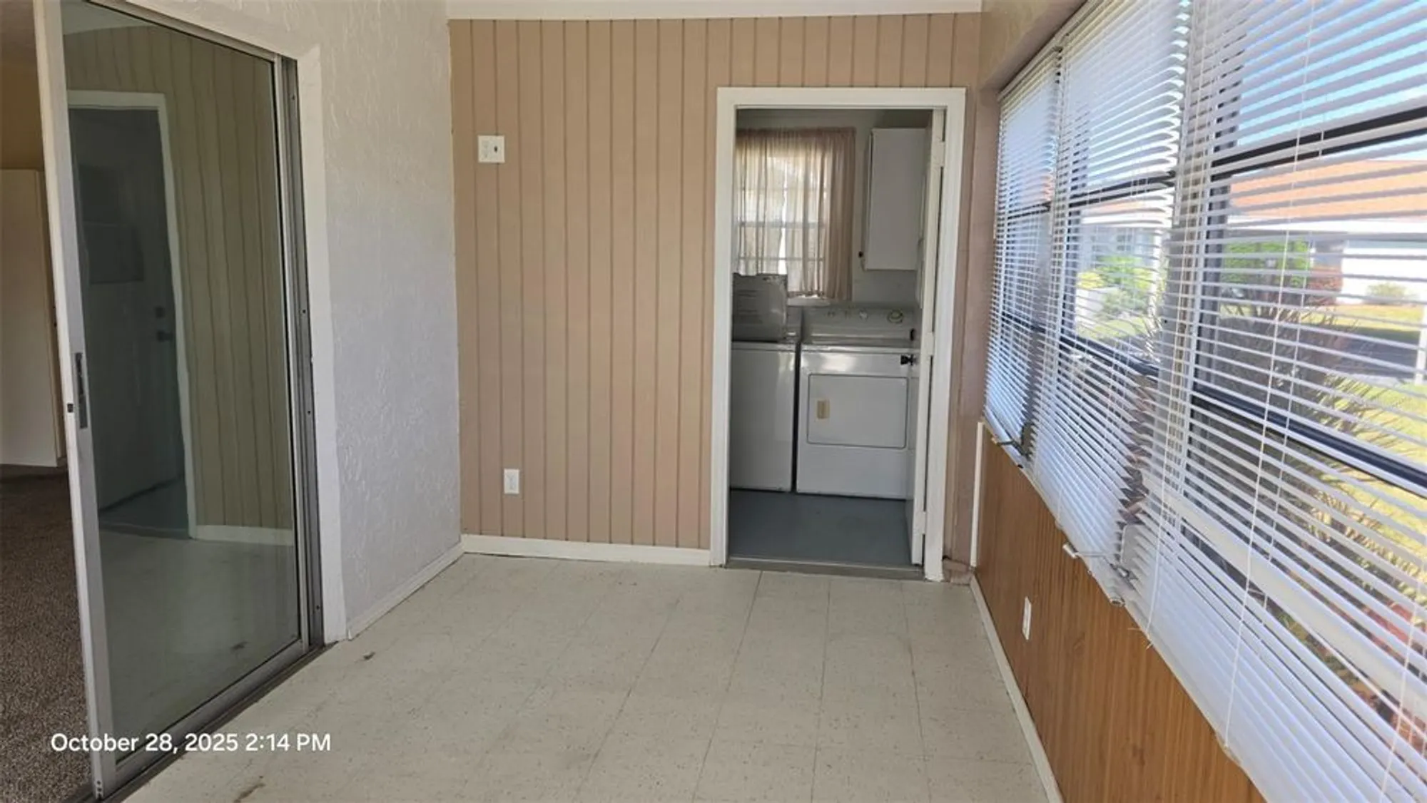 Property Slideshow image 22 of 23 | 1826 foxhunt dr b, Sun City Center, FL, 33573