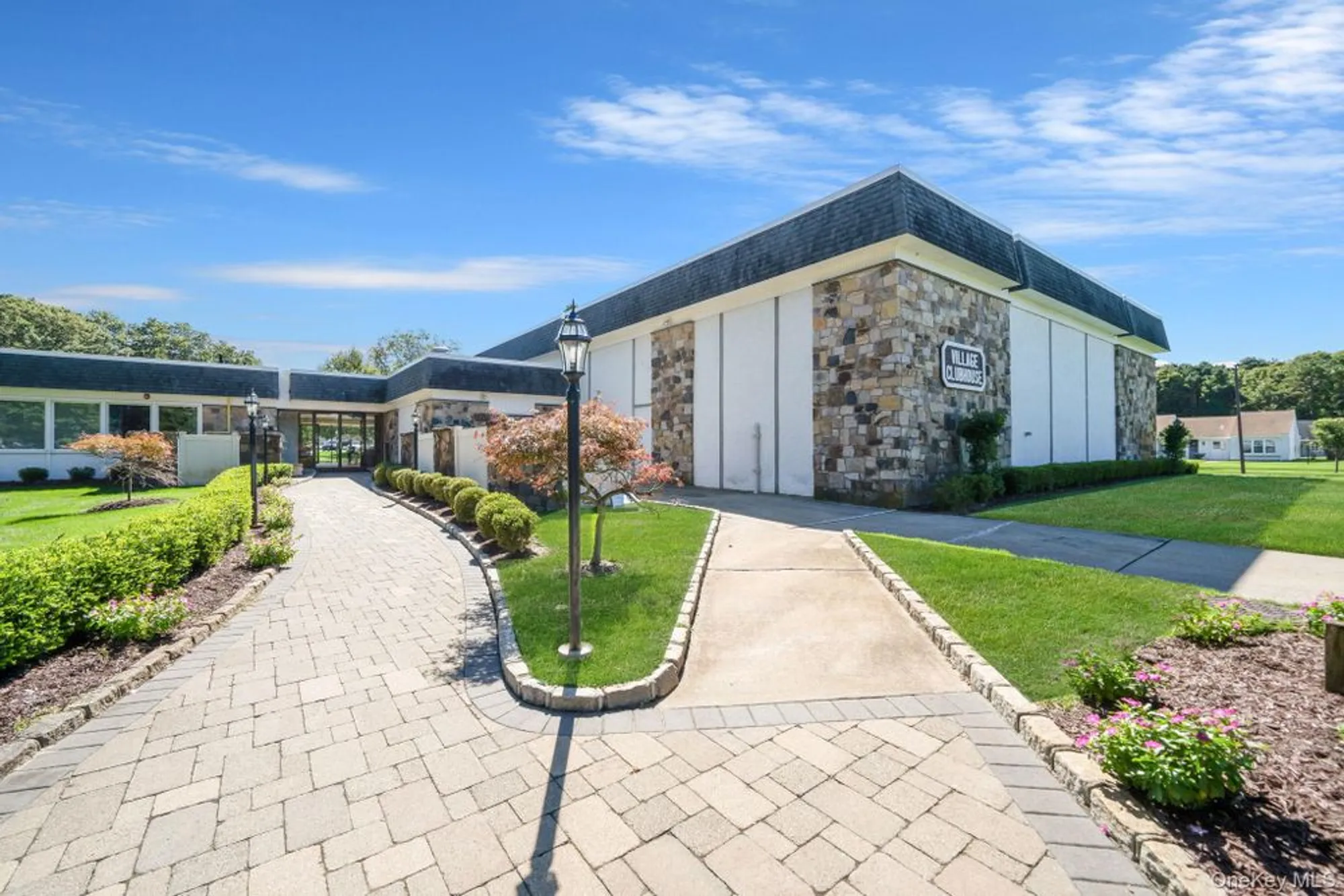 Property Slideshow image 33 of 37 | 269 berwick ct b, Ridge, NY, 11961