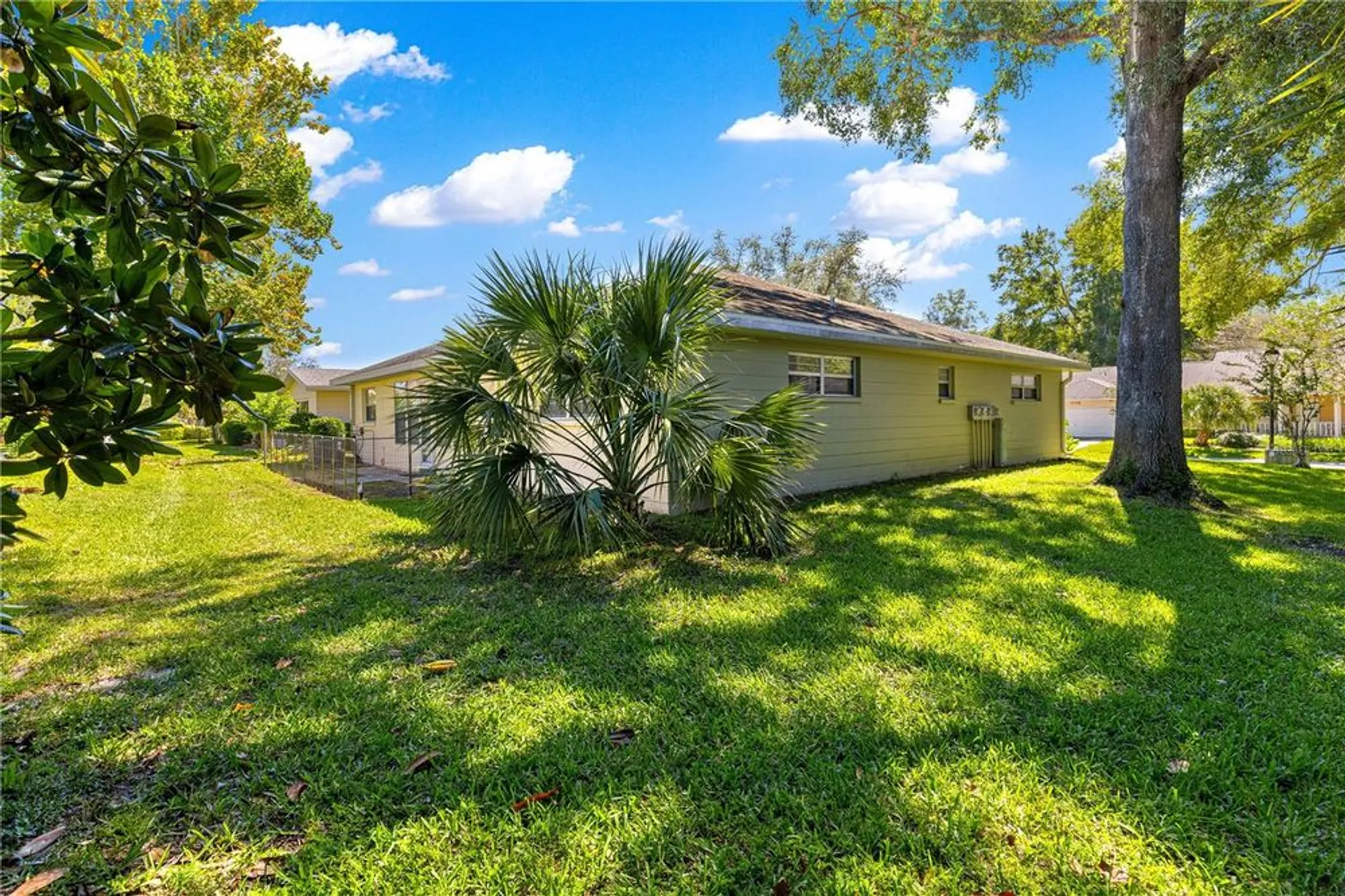 Property Slideshow image 8 of 34 | 8707 sw 95th ln a, Ocala, FL, 34481