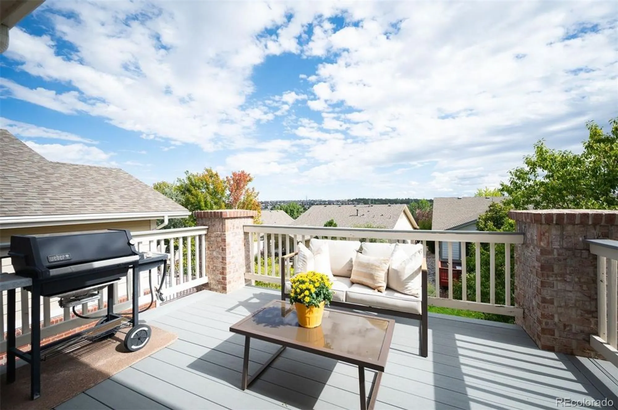 Property Slideshow image 5 of 35 | 23440 e moraine pl, Aurora, CO, 80016