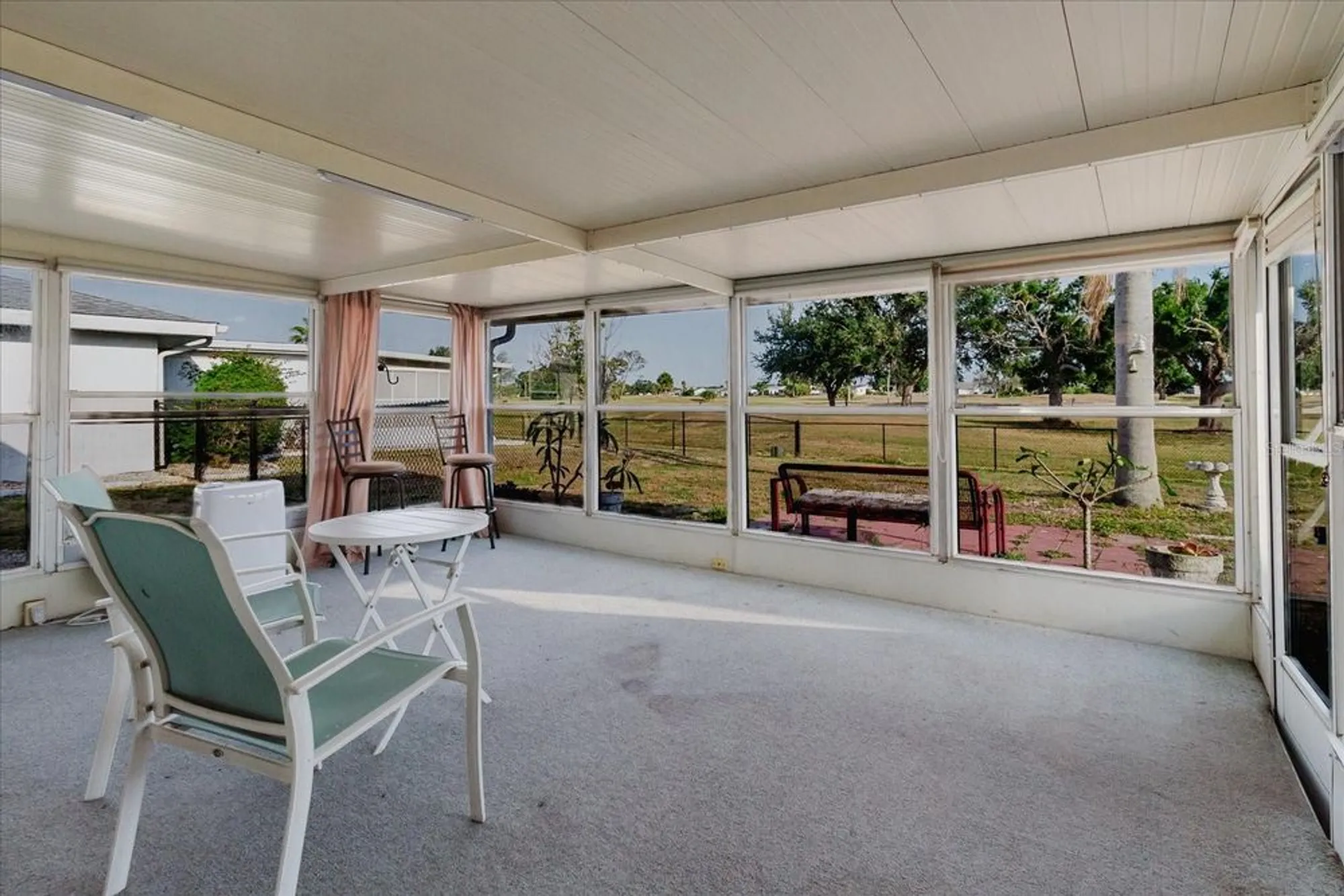 Property Slideshow image 28 of 60 | 646 allegheny dr, Sun City Center, FL, 33573