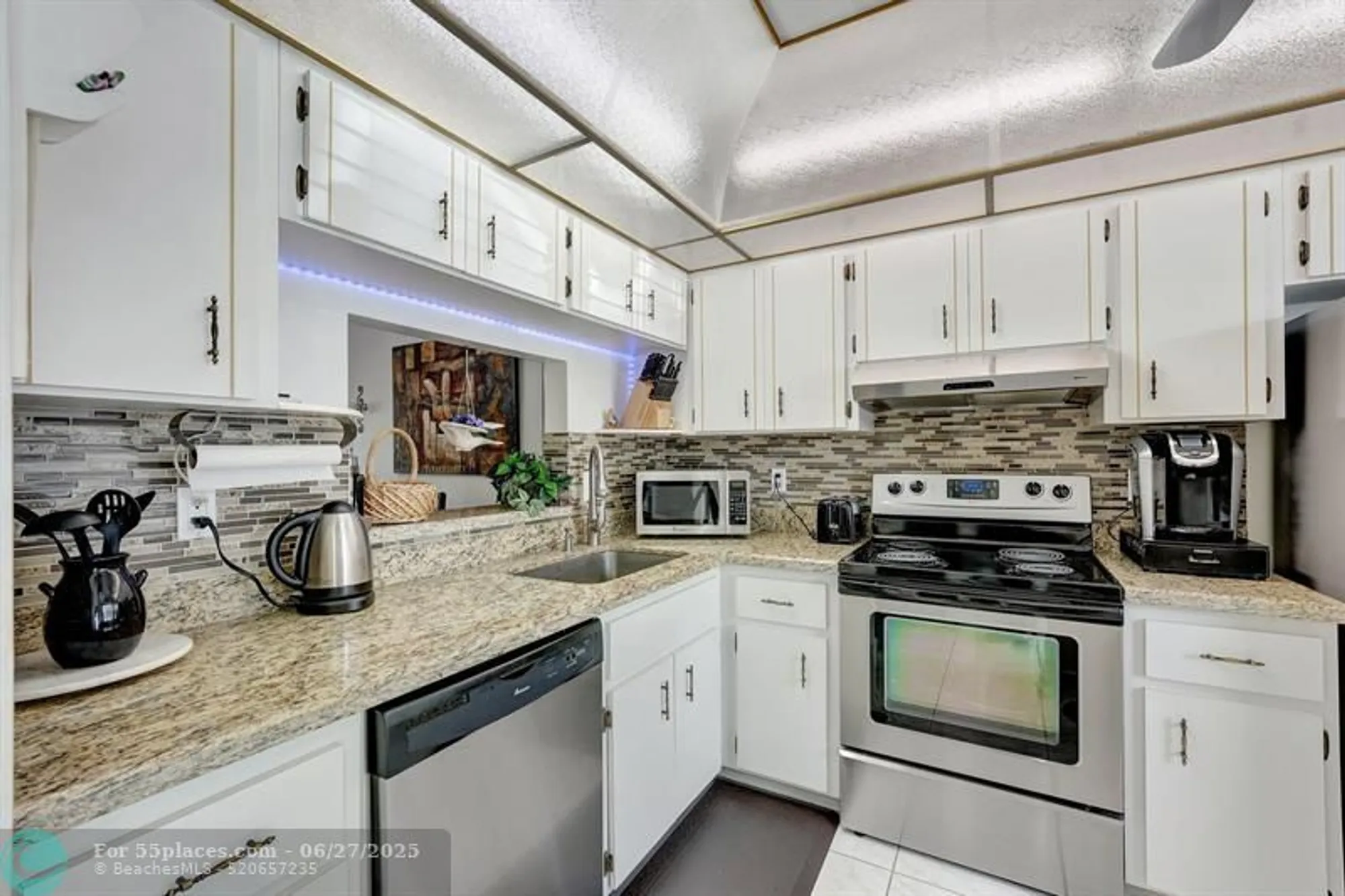 Property Slideshow image 3 of 30 | 3551 inverrary dr 110, Lauderhill, FL, 33319