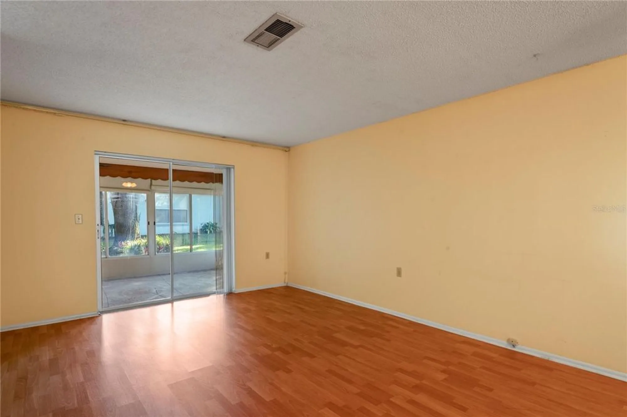 Property Slideshow image 7 of 75 | 8718 benton dr, Port Richey, FL, 34668