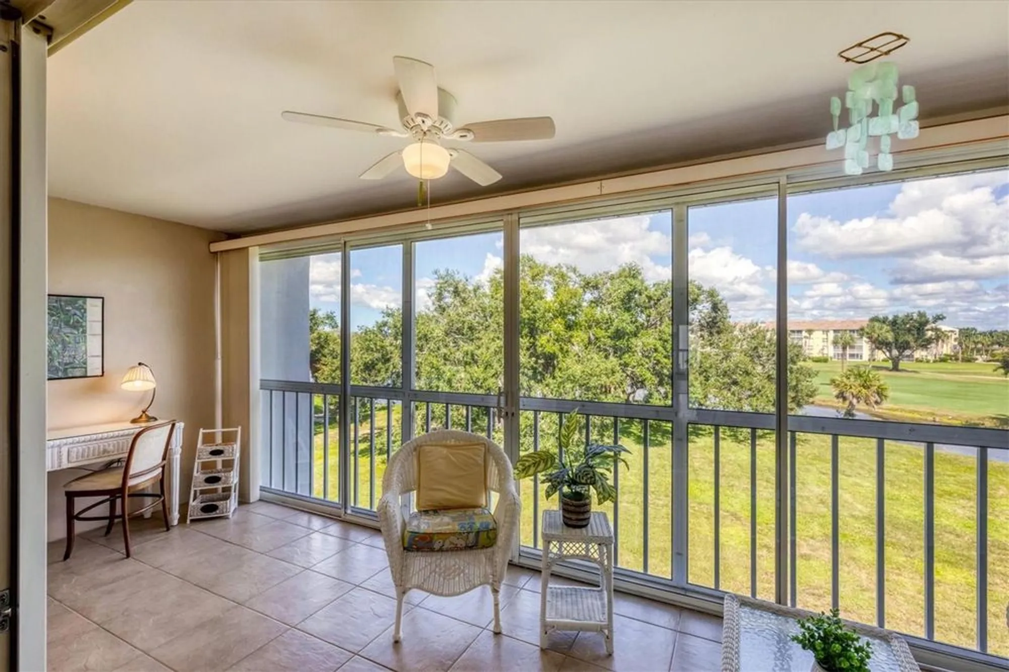 Property Slideshow image 29 of 49 | 404 cerromar cir 308, Venice, FL, 34293