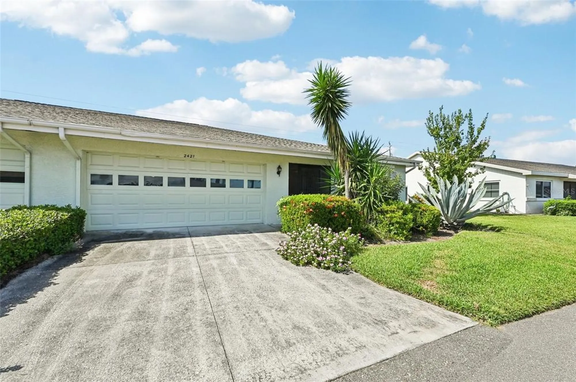 Property Slideshow image 53 of 55 | 2421 lancaster dr, Sun City Center, FL, 33573