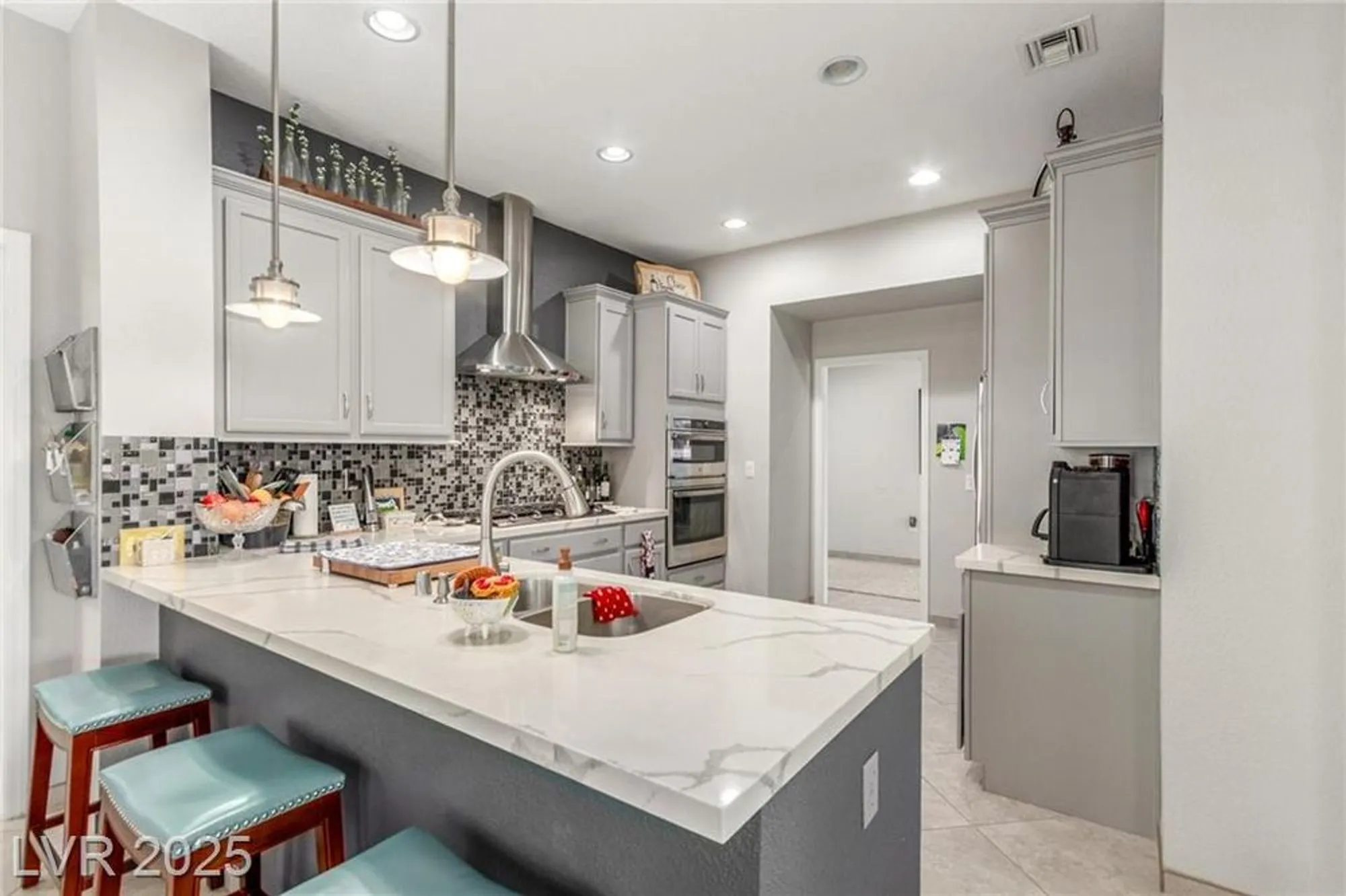 Property Slideshow image 16 of 30 | 2456 desert glen dr, Las Vegas, NV, 89134