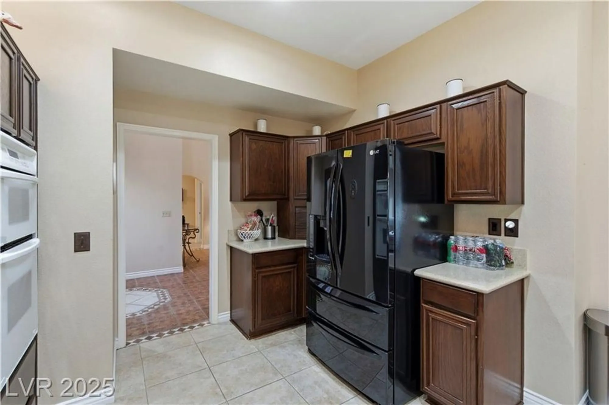 Property Slideshow image 22 of 60 | 8909 meadowood dr, Las Vegas, NV, 89134