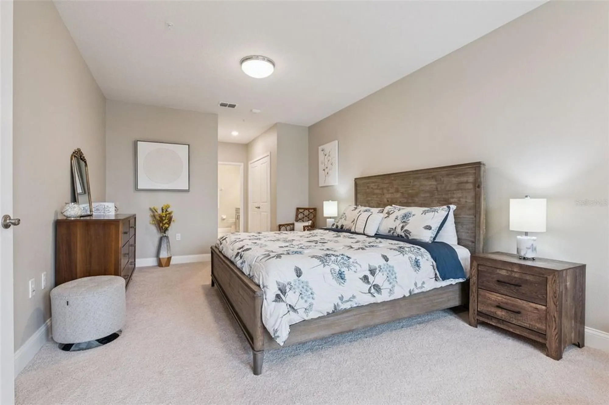 Property Slideshow image 29 of 58 | 7565 laureate blvd unit 3304, Orlando, FL, 32827