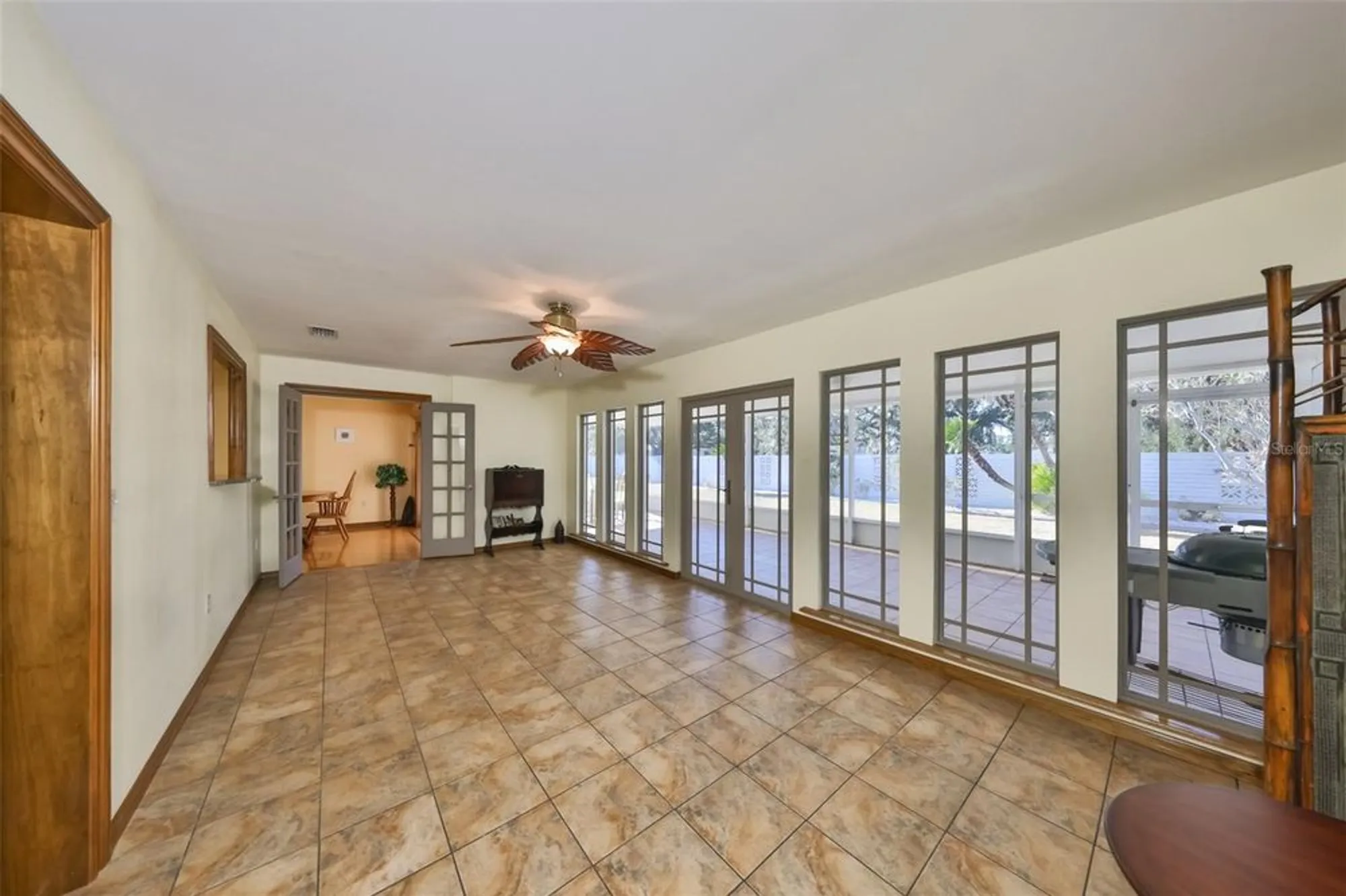 Property Slideshow image 5 of 52 | 1818 danbury dr, Sun City Center, FL, 33573