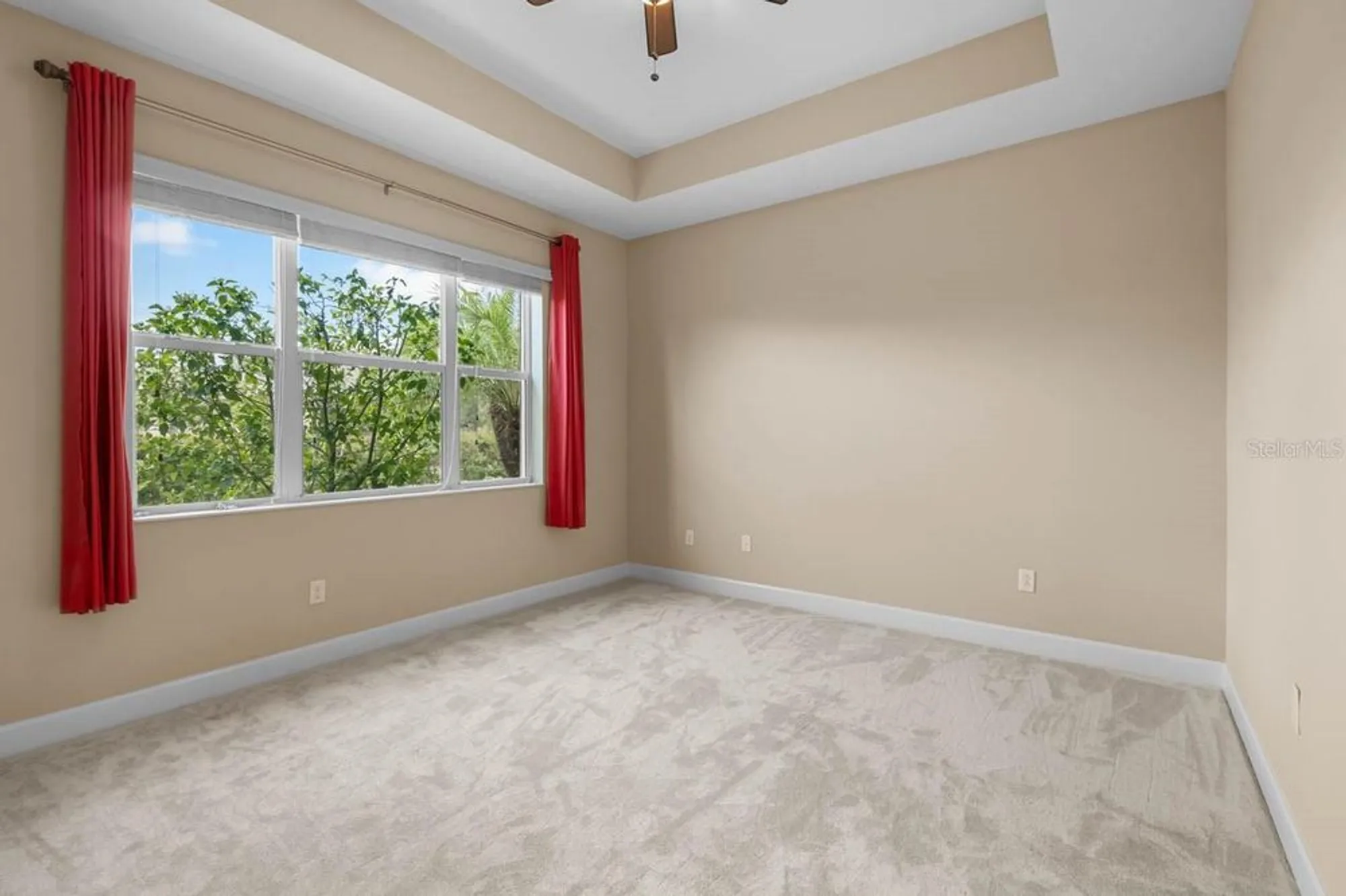 Property Slideshow image 16 of 60 | 809 chipper dr, Sun City Center, FL, 33573