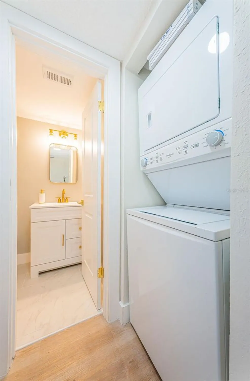 Property Slideshow image 28 of 50 | 6177 sun blvd apt 307, Saint Petersburg, FL, 33715