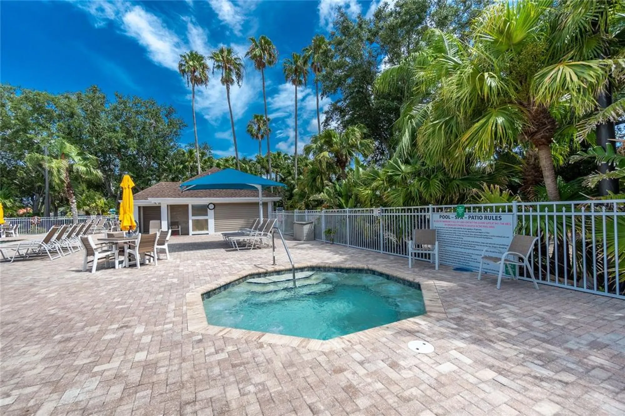 Property Slideshow image 54 of 67 | 14016 willow glen ct 112, Port Charlotte, FL, 33953