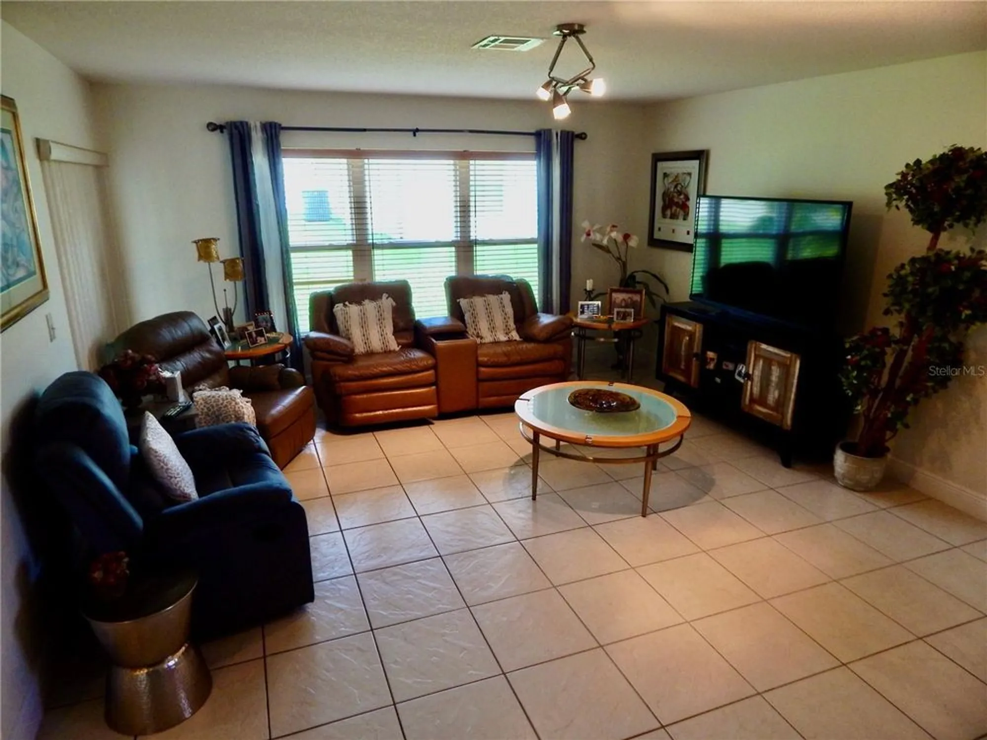 Property Slideshow image 9 of 19 | 29413 caddyshack ln, San Antonio, FL, 33576