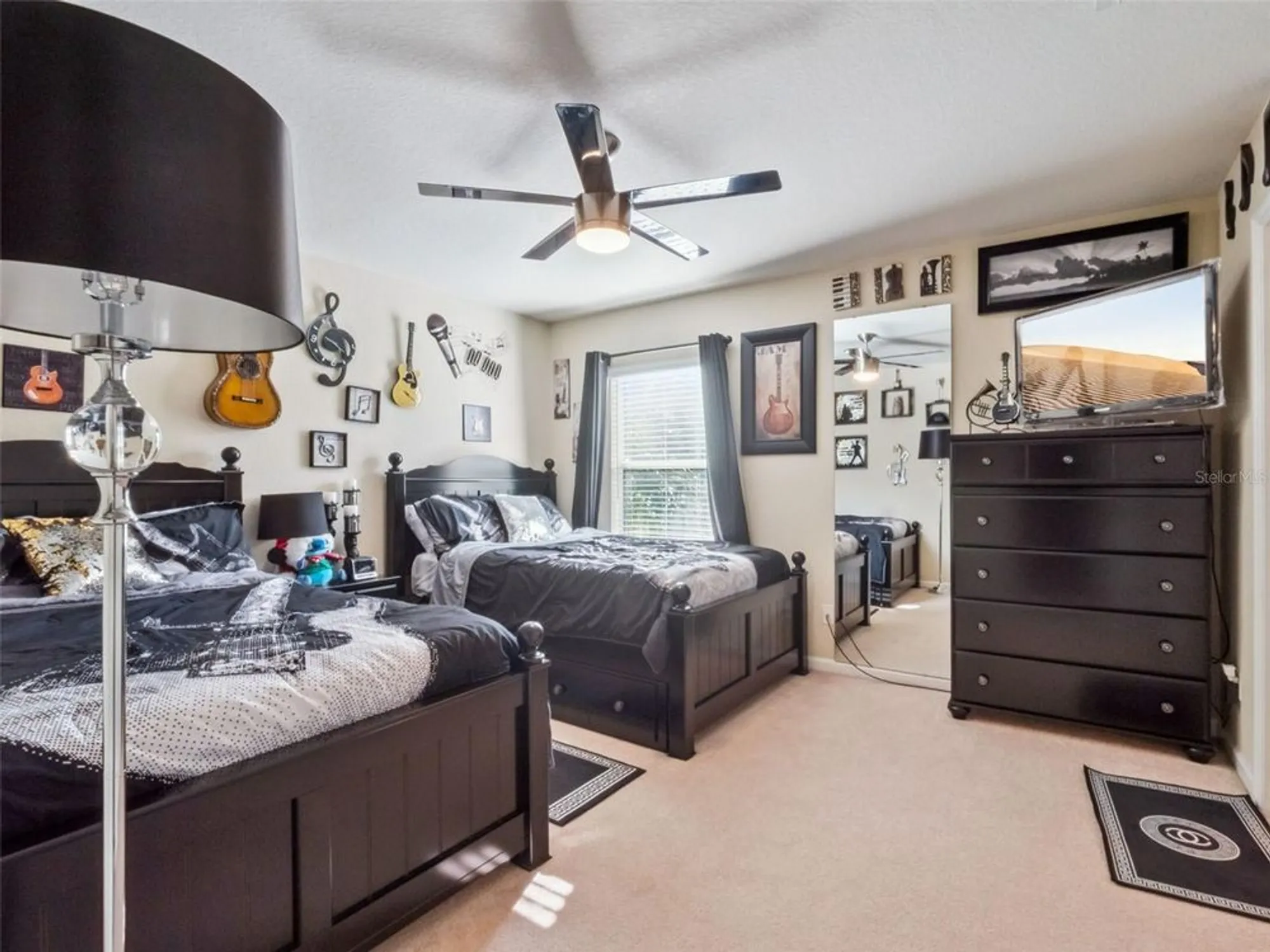 Property Slideshow image 27 of 32 | 7991 esta ln, Orlando, FL, 32827