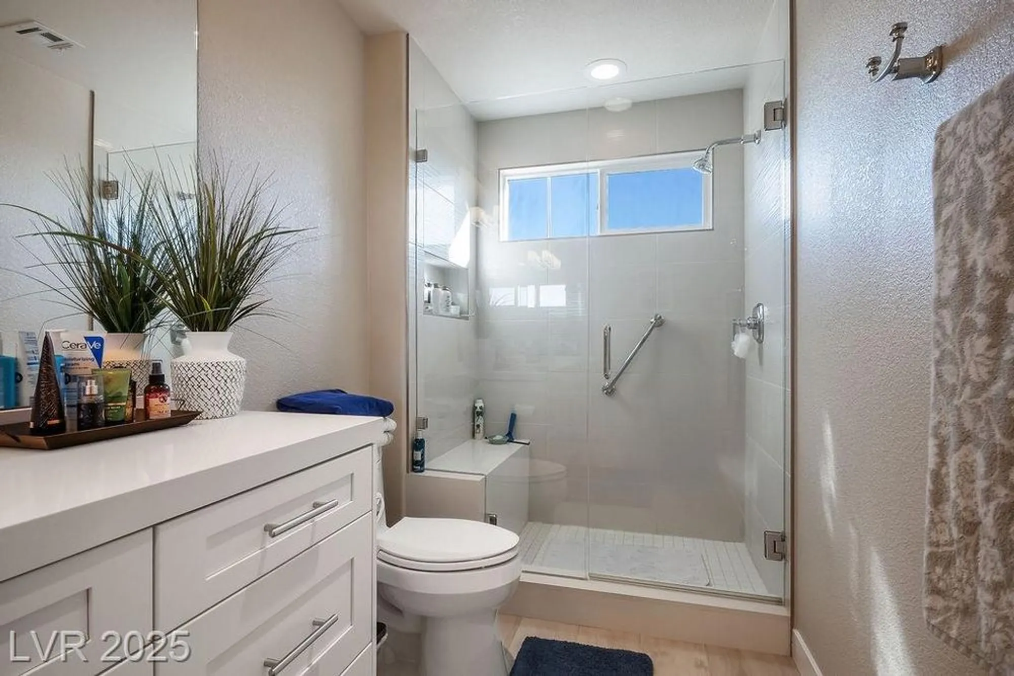 Property Slideshow image 17 of 85 | 2620 deer lake st, Las Vegas, NV, 89134