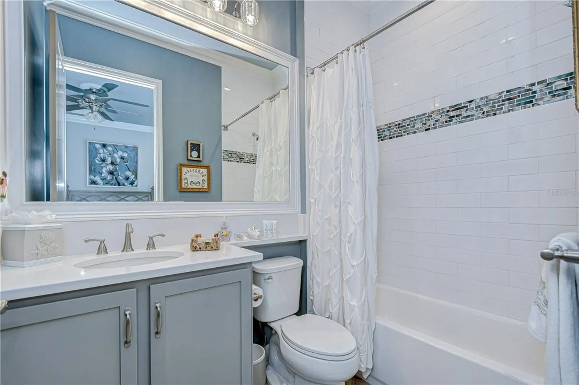 Property Slideshow image 27 of 52 | 15303 valencia del sol st, Wimauma, FL, 33598