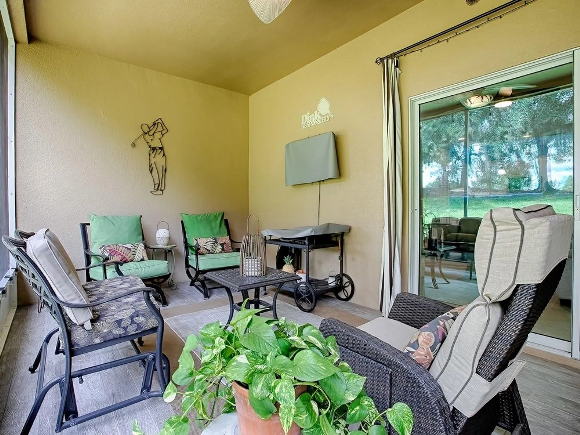 Property Slideshow image 30 of 37 | 26939 white plains way, Leesburg, FL, 34748