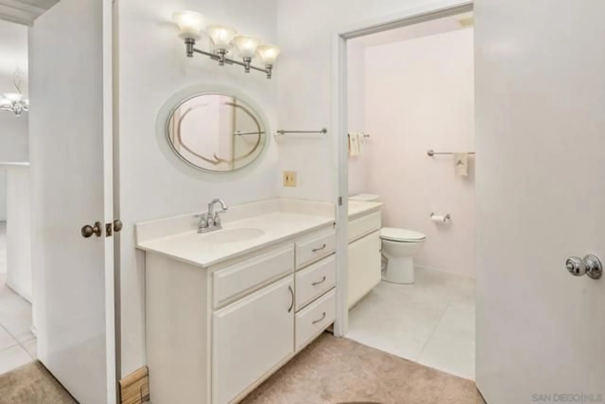 Property Slideshow image 11 of 28 | 12565 oaks north dr 115, San Diego, CA, 92128
