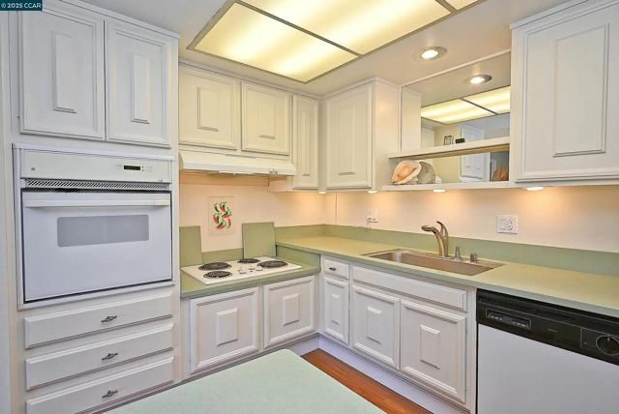 Property Slideshow image 22 of 36 | 1361 singingwood ct 7, Walnut Creek, CA, 94595