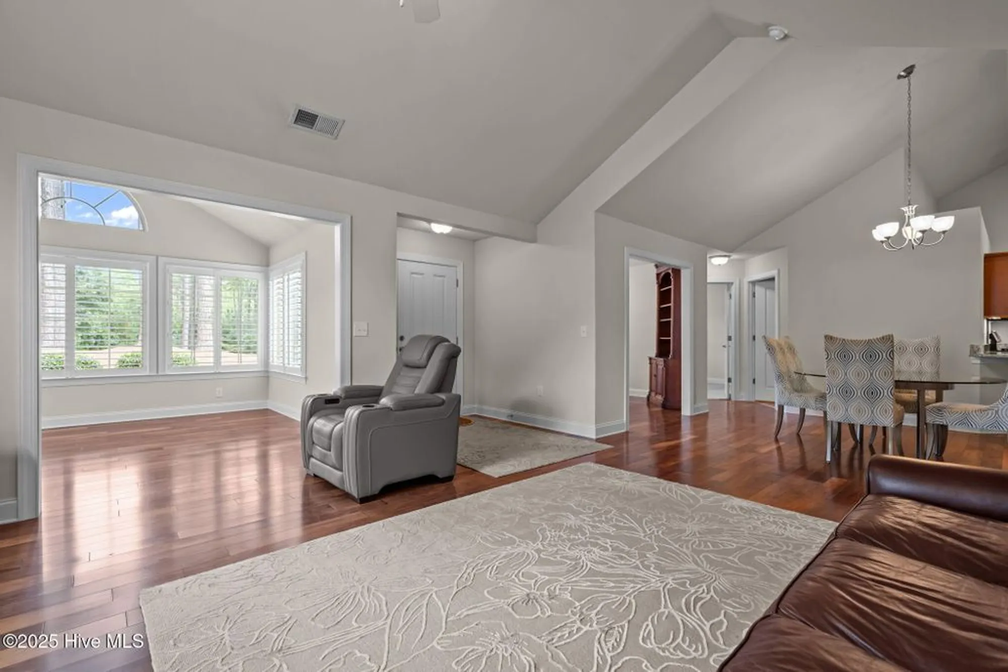 Property Slideshow image 8 of 34 | 105 e chelsea ct, Southern Pines, NC, 28387