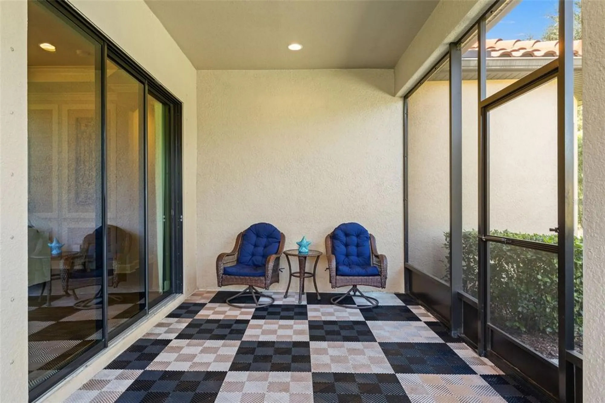 Property Slideshow image 56 of 76 | 11295 juglans dr, Odessa, FL, 33556