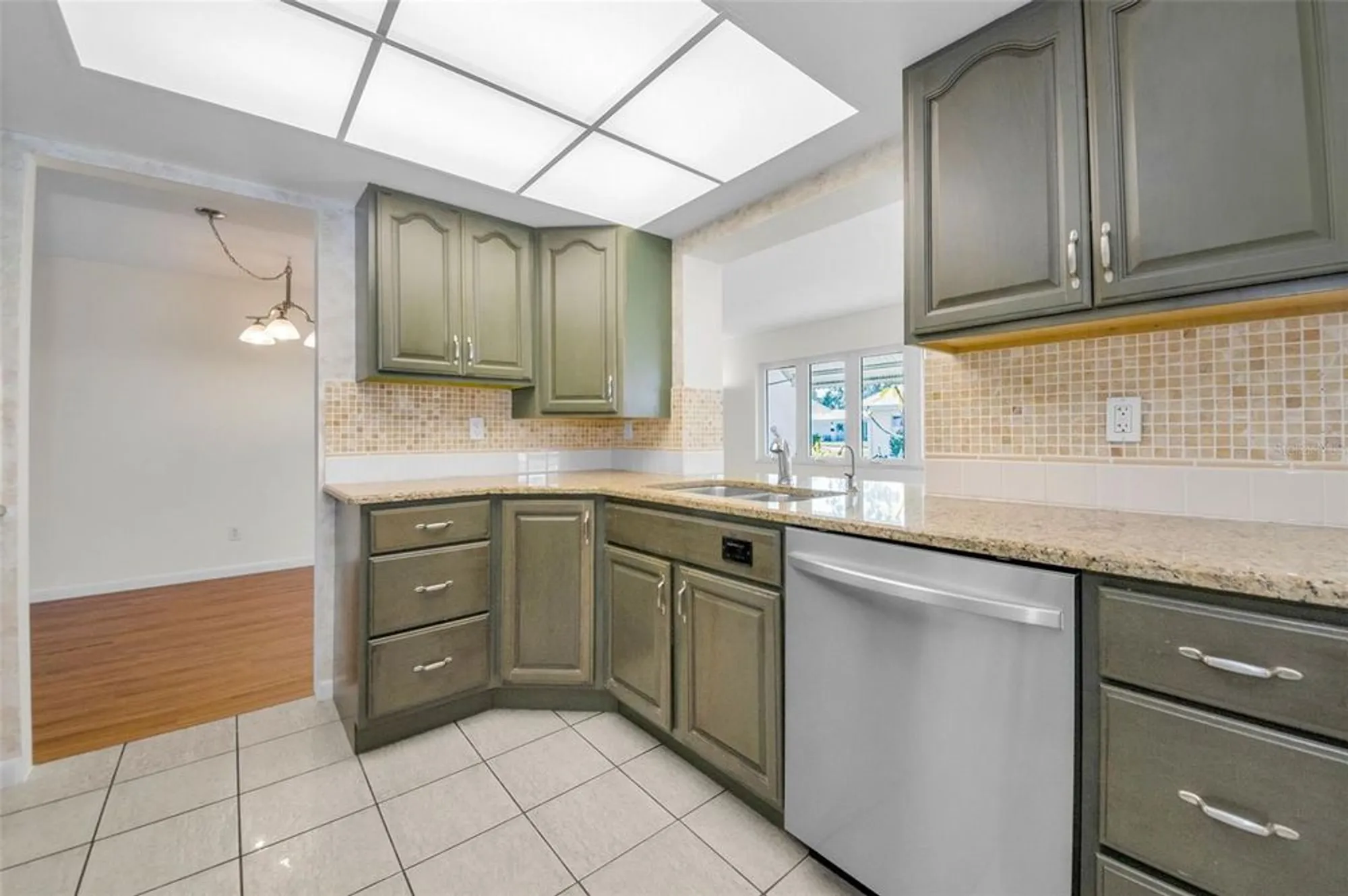 Property Slideshow image 21 of 66 | 14052 89th ave, Seminole, FL, 33776