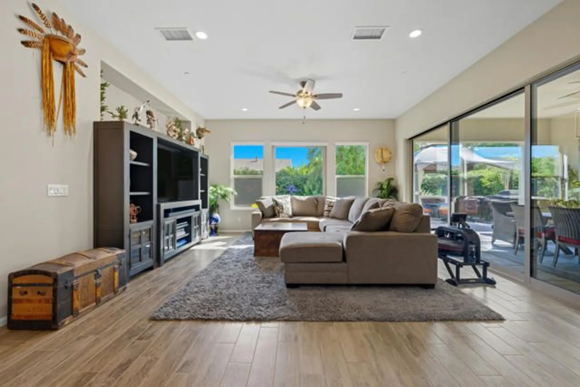 Property Slideshow image 15 of 67 | 82595 ladder canyon dr, Indio, CA, 92201