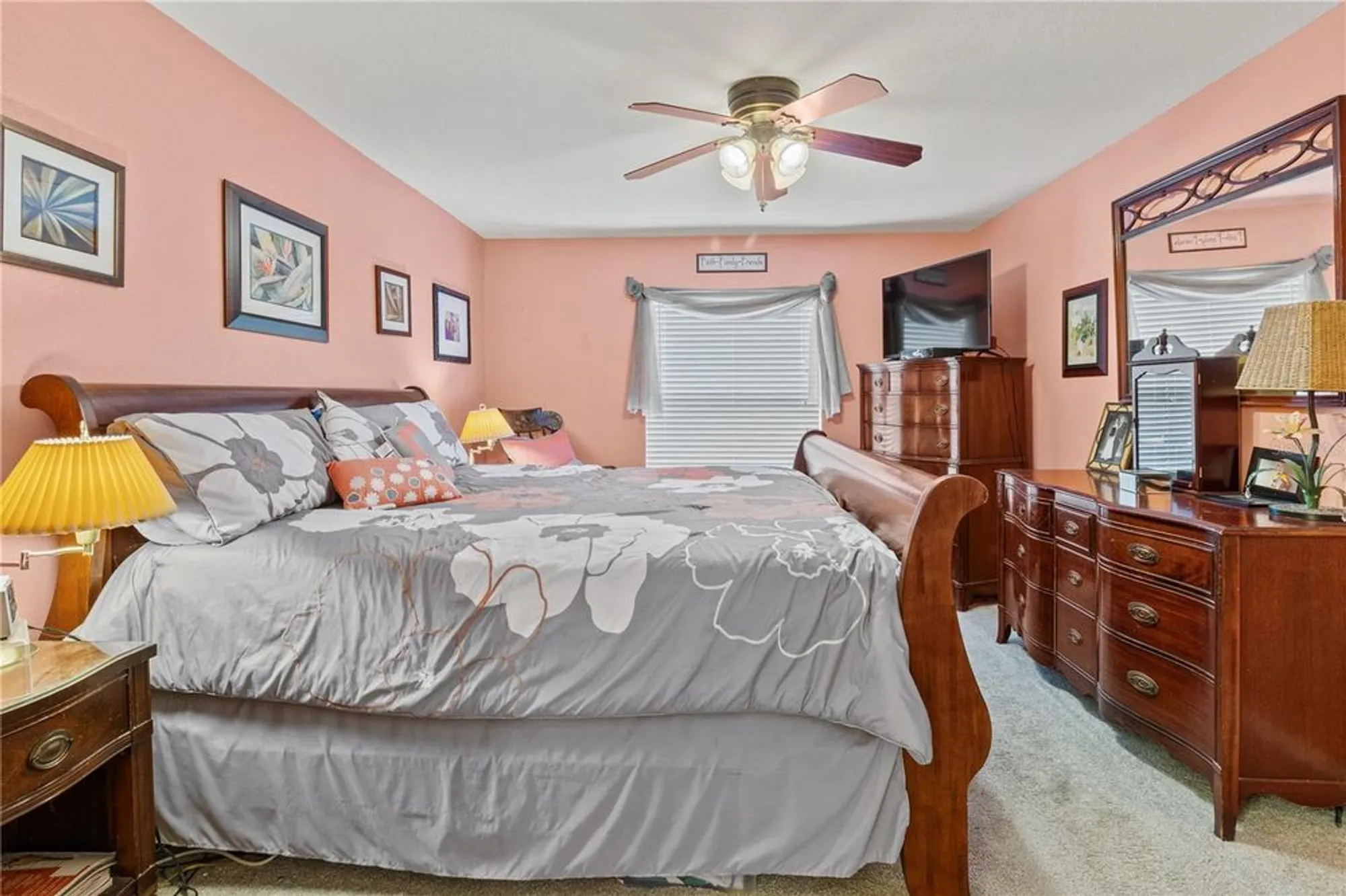Property Slideshow image 20 of 40 | 3102 bellflower way, Lakeland, FL, 33811