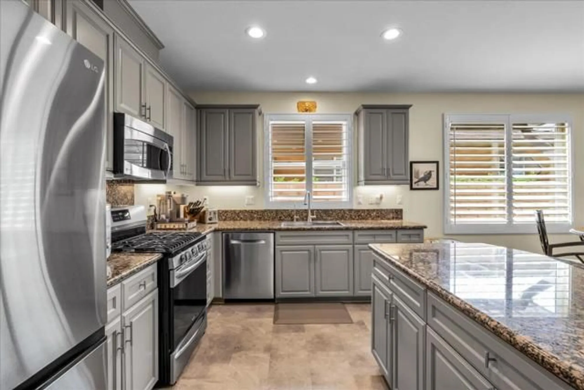 Property Slideshow image 6 of 62 | 3909 blue sky way, Palm Springs, CA, 92262