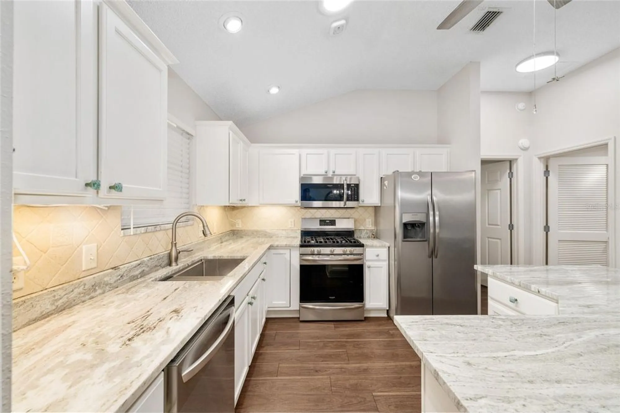 Property Slideshow image 8 of 25 | 17966 se 89th natchez ave, The Villages, FL, 32162