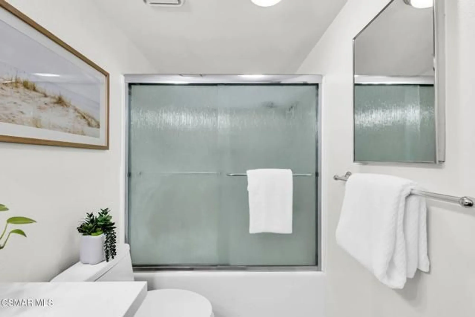 Property Slideshow image 30 of 54 | 769 birchpark cir 203, Thousand Oaks, CA, 91360