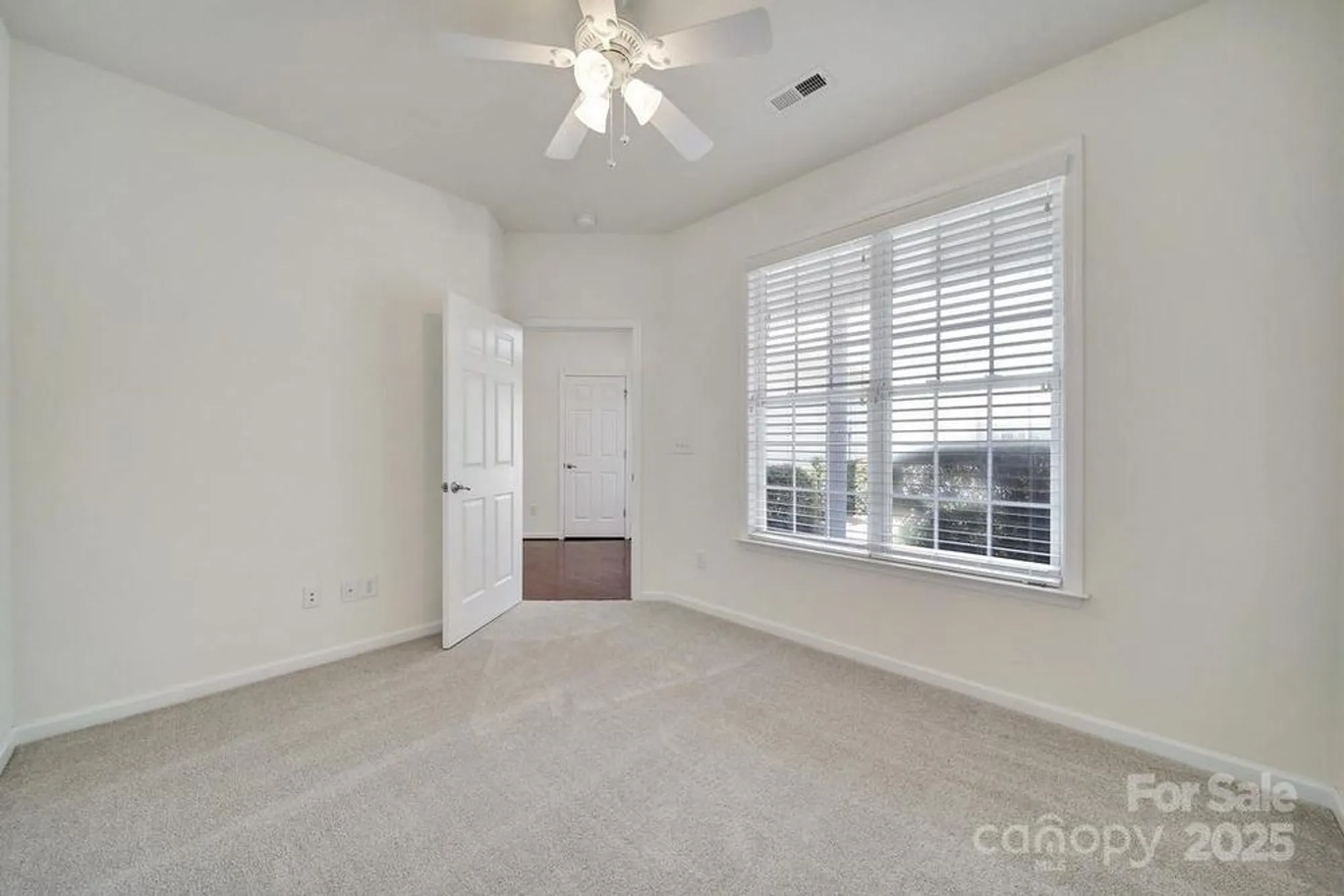 Property Slideshow image 23 of 40 | 328 garnet ct, Fort Mill, SC, 29708