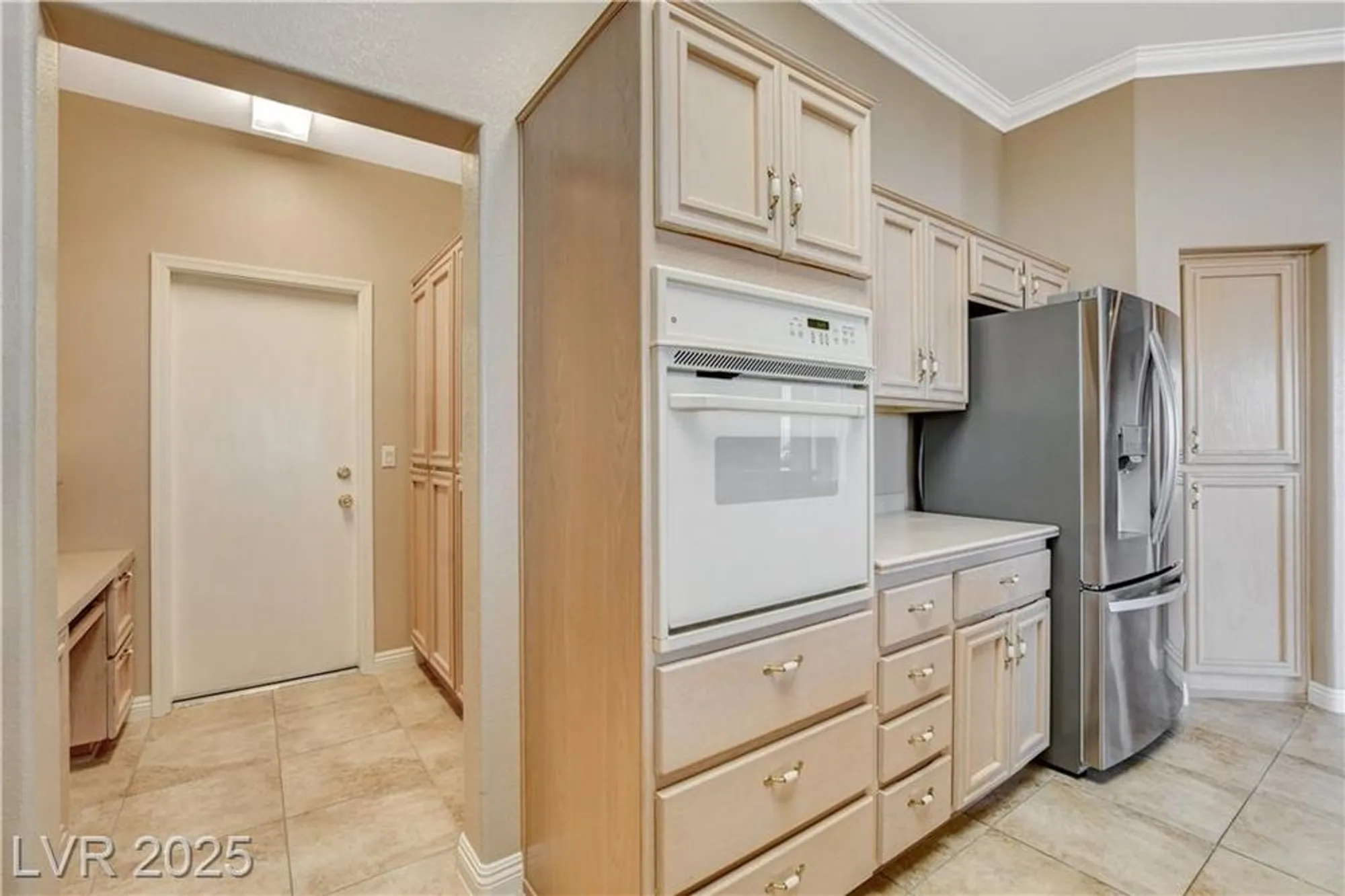 Property Slideshow image 26 of 74 | 1904 hot oak ridge st, Las Vegas, NV, 89134