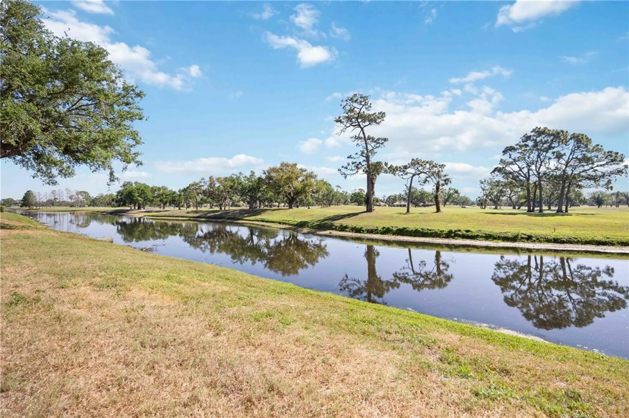 Property Slideshow image 31 of 31 | 7461 w country club dr 207, Sarasota, FL, 34243