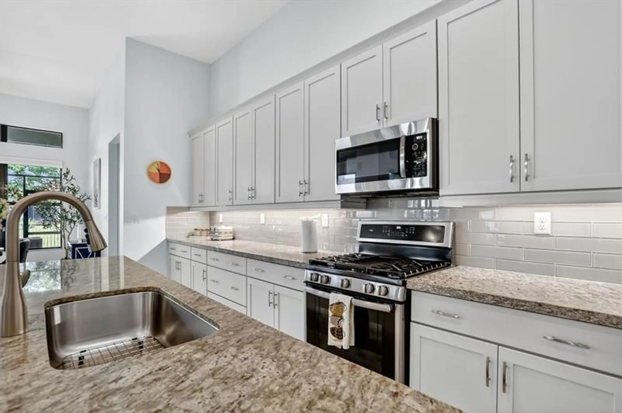 Property Slideshow image 23 of 65 | 11927 leon cir, Parkland, FL, 33076