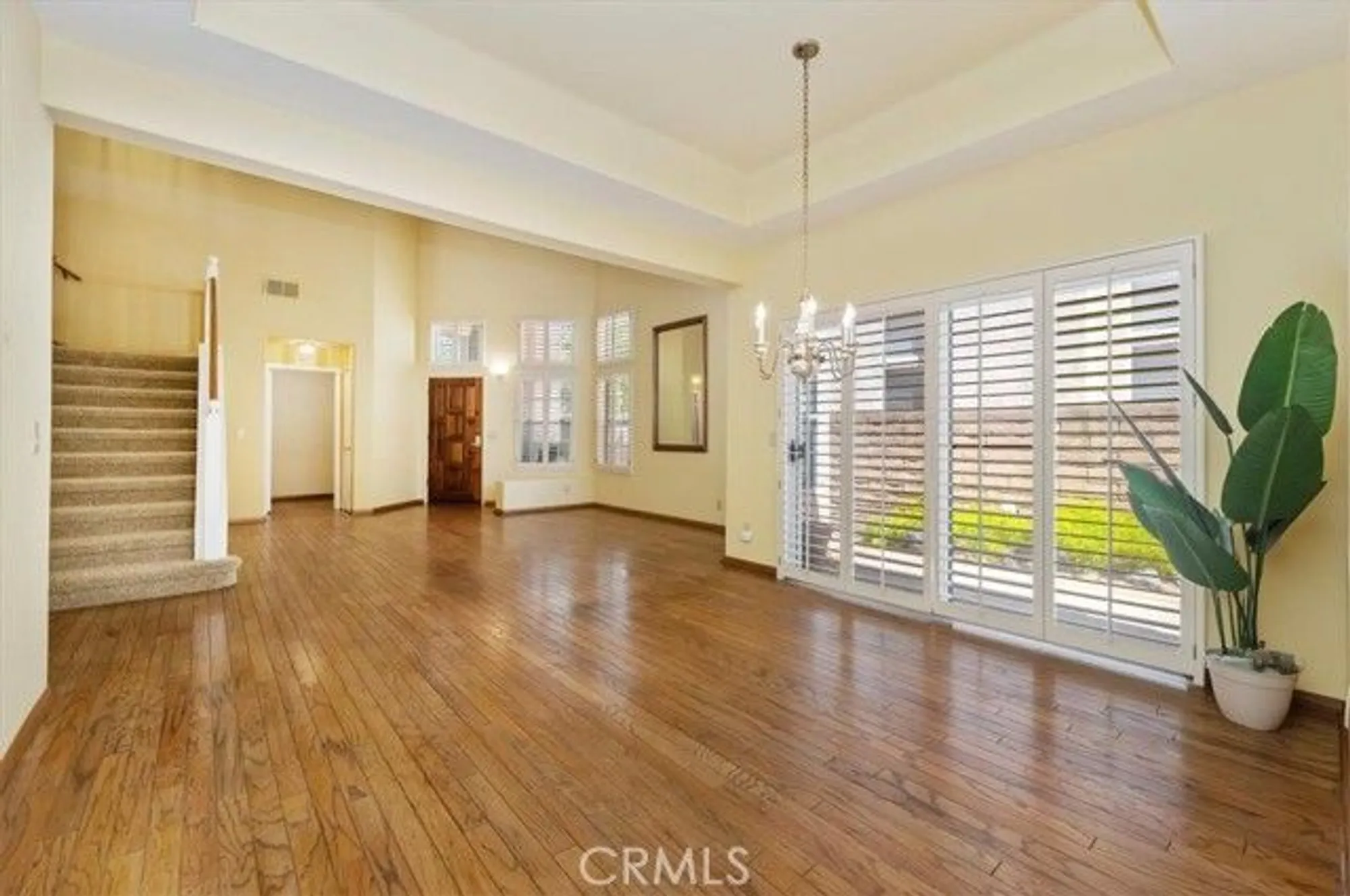 Property Slideshow image 14 of 69 | 24181 via prima vera, Murrieta, CA, 92562