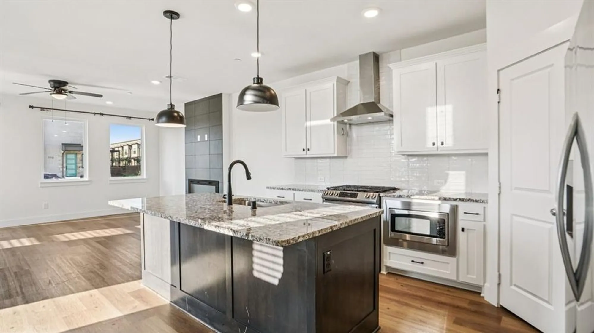 Property Slideshow image 15 of 36 | 3661 rosemont dr, Prosper, TX, 76208