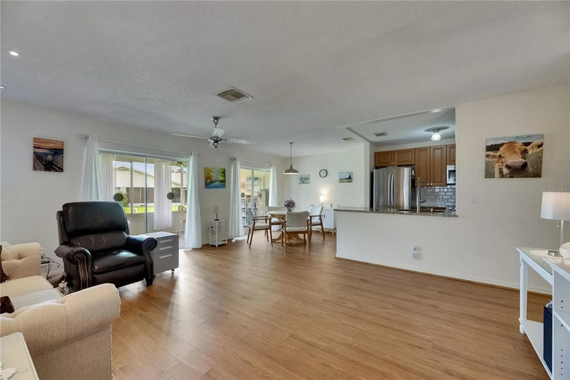 Property Slideshow image 4 of 41 | 123 glendower cir # 123, Sun City Center, FL, 33573