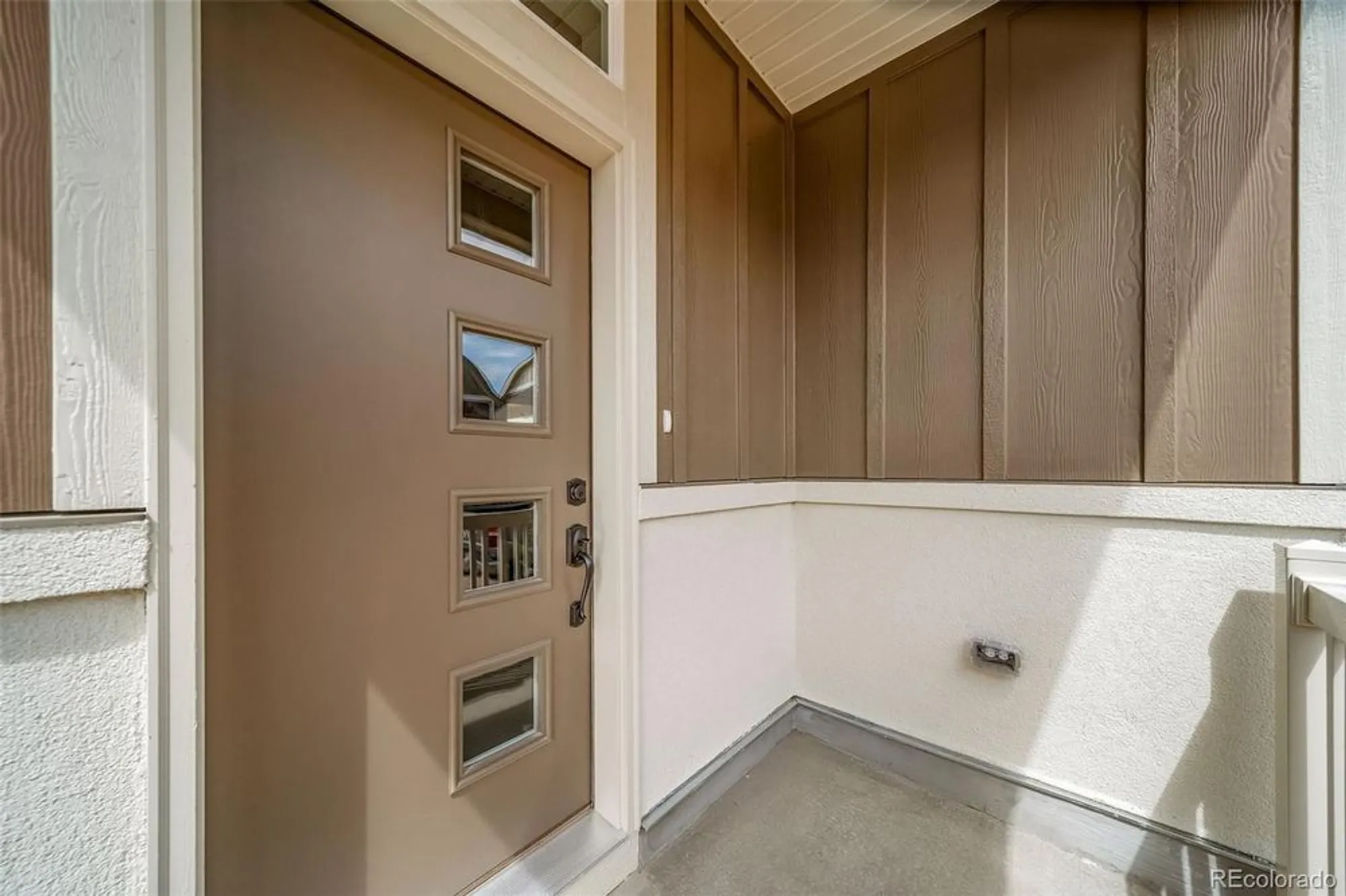 Property Slideshow image 15 of 29 | 21845 e 51st dr, Aurora, CO, 80019