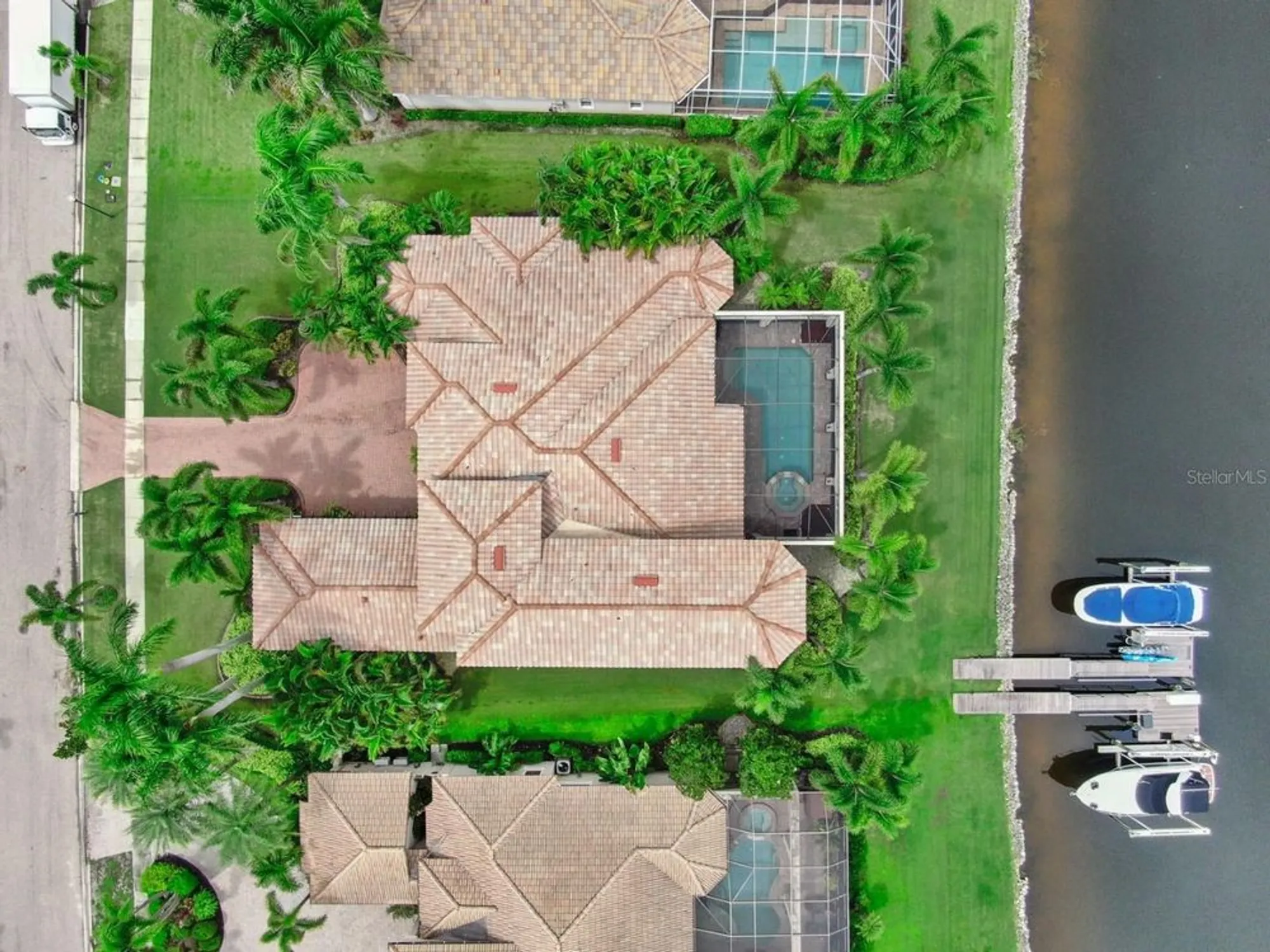 Property Slideshow image 4 of 82 | 5417 tybee island dr, Apollo Beach, FL, 33572