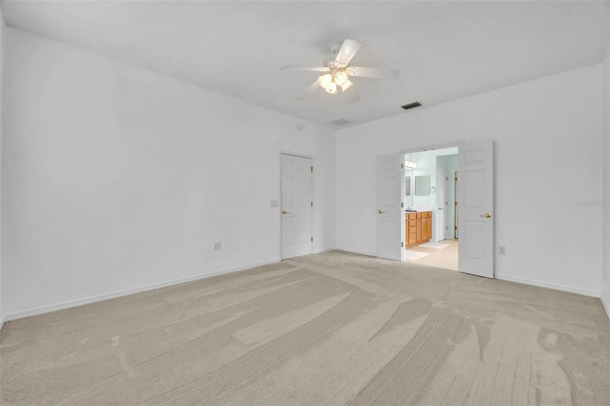 Property Slideshow image 21 of 43 | 12176 se 91st ave, Summerfield, FL, 34491