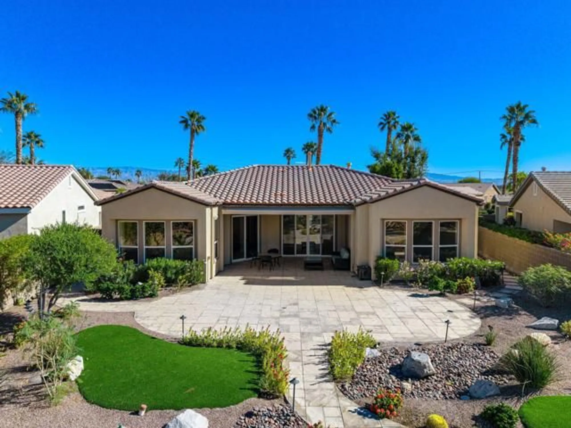 Property Slideshow image 6 of 48 | 81943 prism dr, La Quinta, CA, 92253