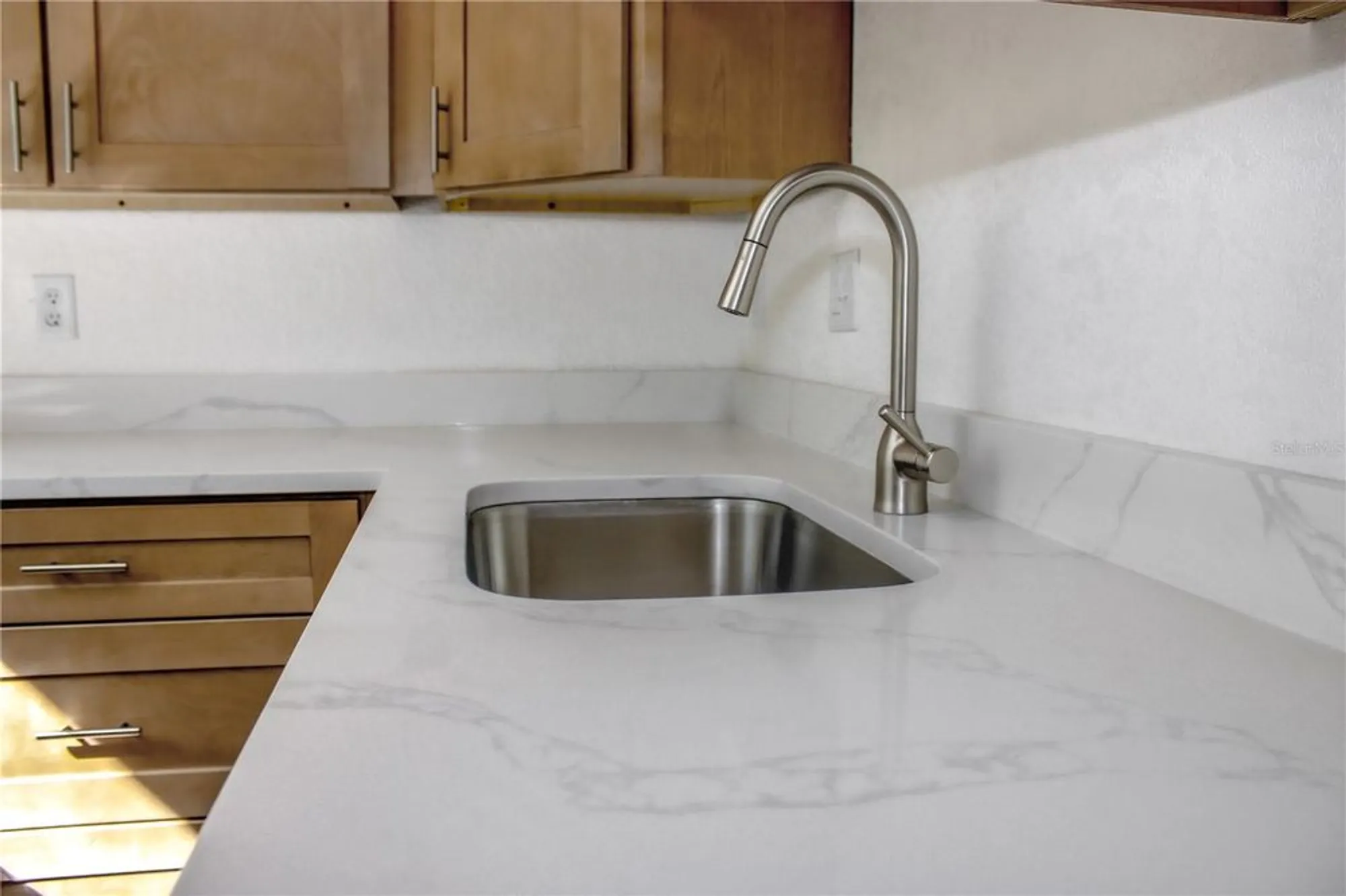 Property Slideshow image 14 of 45 | 7425 bay island dr 108, South Pasadena, FL, 33707