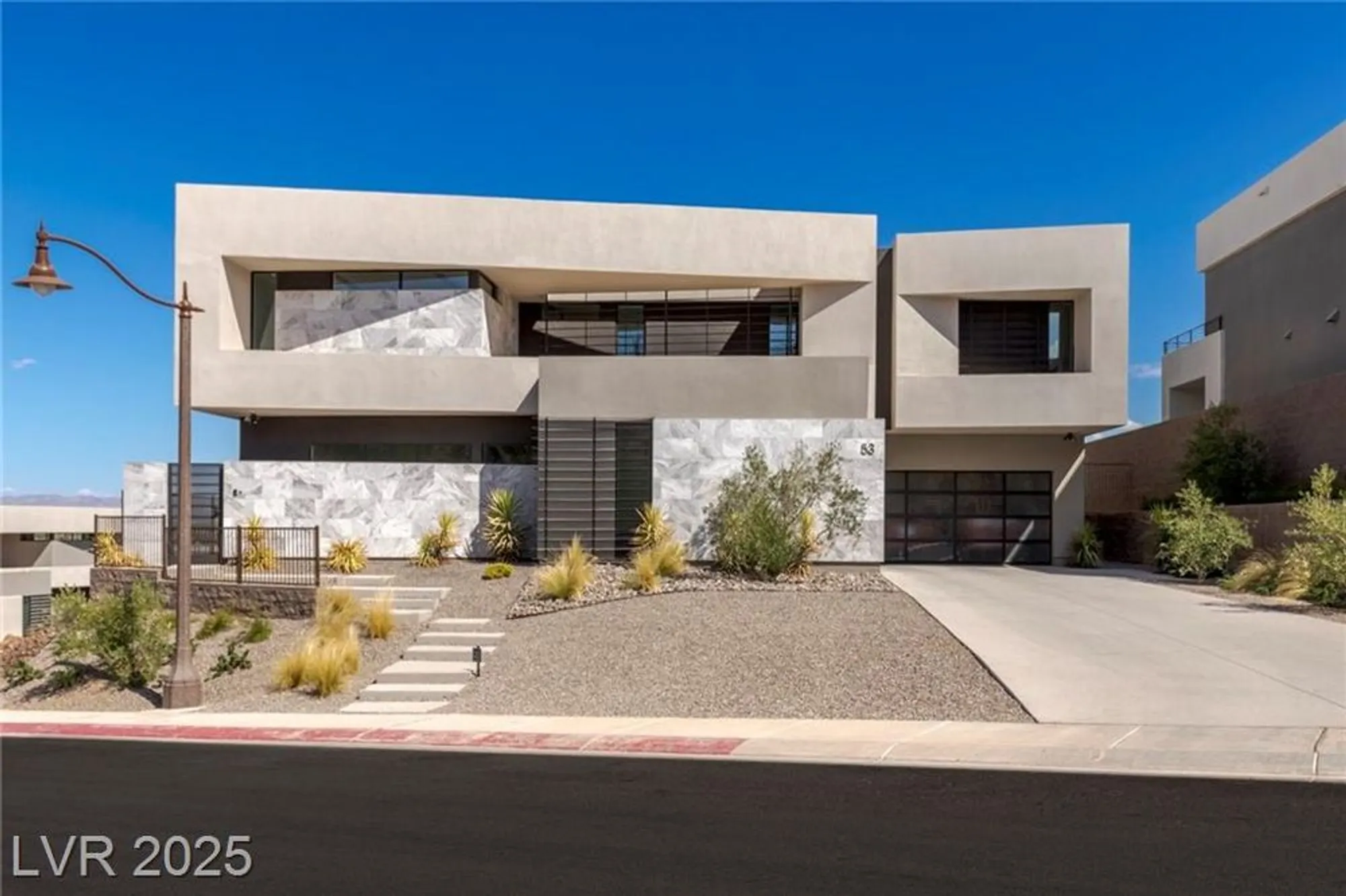 Property Slideshow image 4 of 85 | 53 falling ridge ln, Henderson, NV, 89011