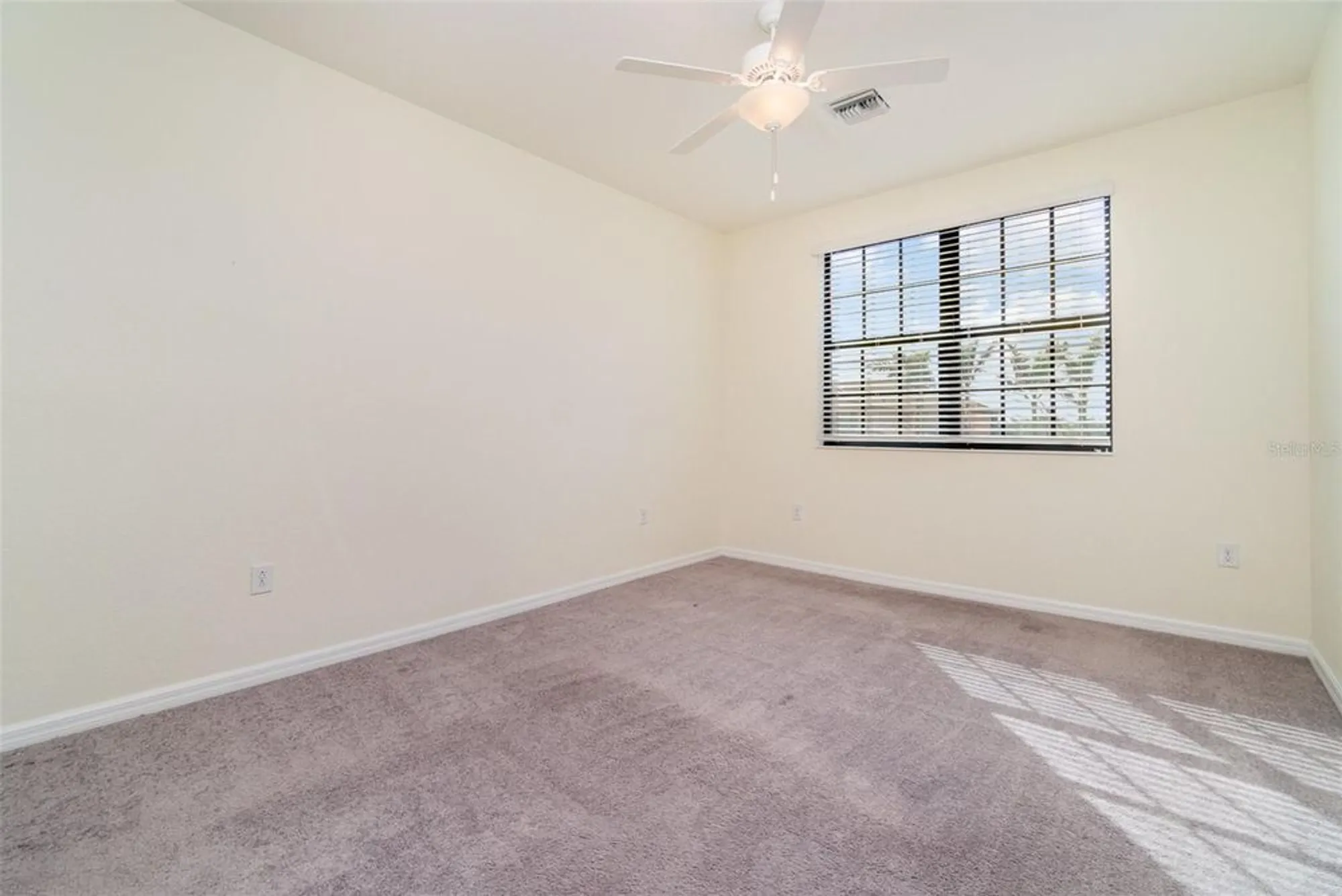 Property Slideshow image 22 of 33 | 10800 tarflower dr 202, Venice, FL, 34293