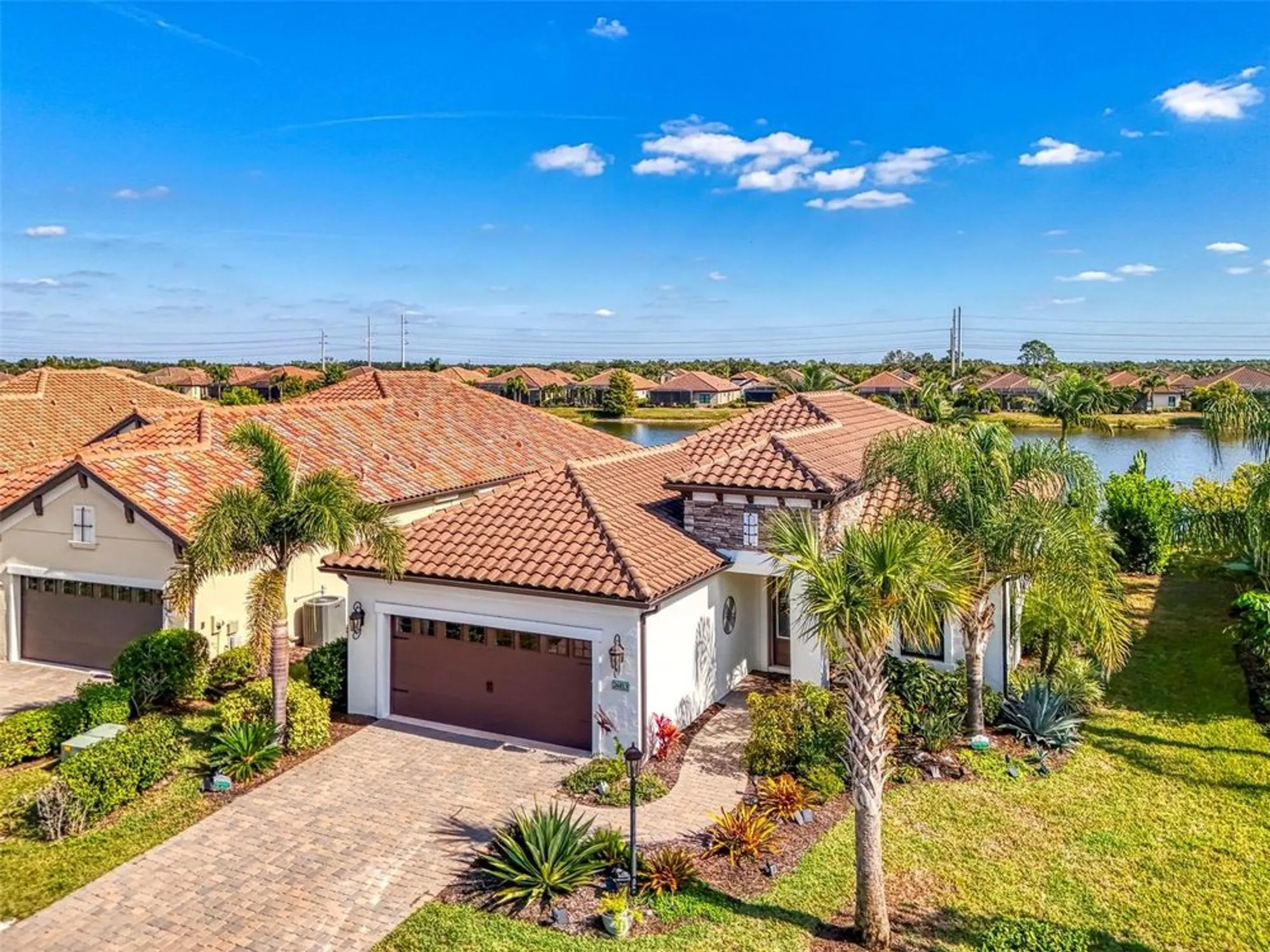 Property Slideshow image 6 of 73 | 26813 weiskopf dr, Englewood, FL, 34223